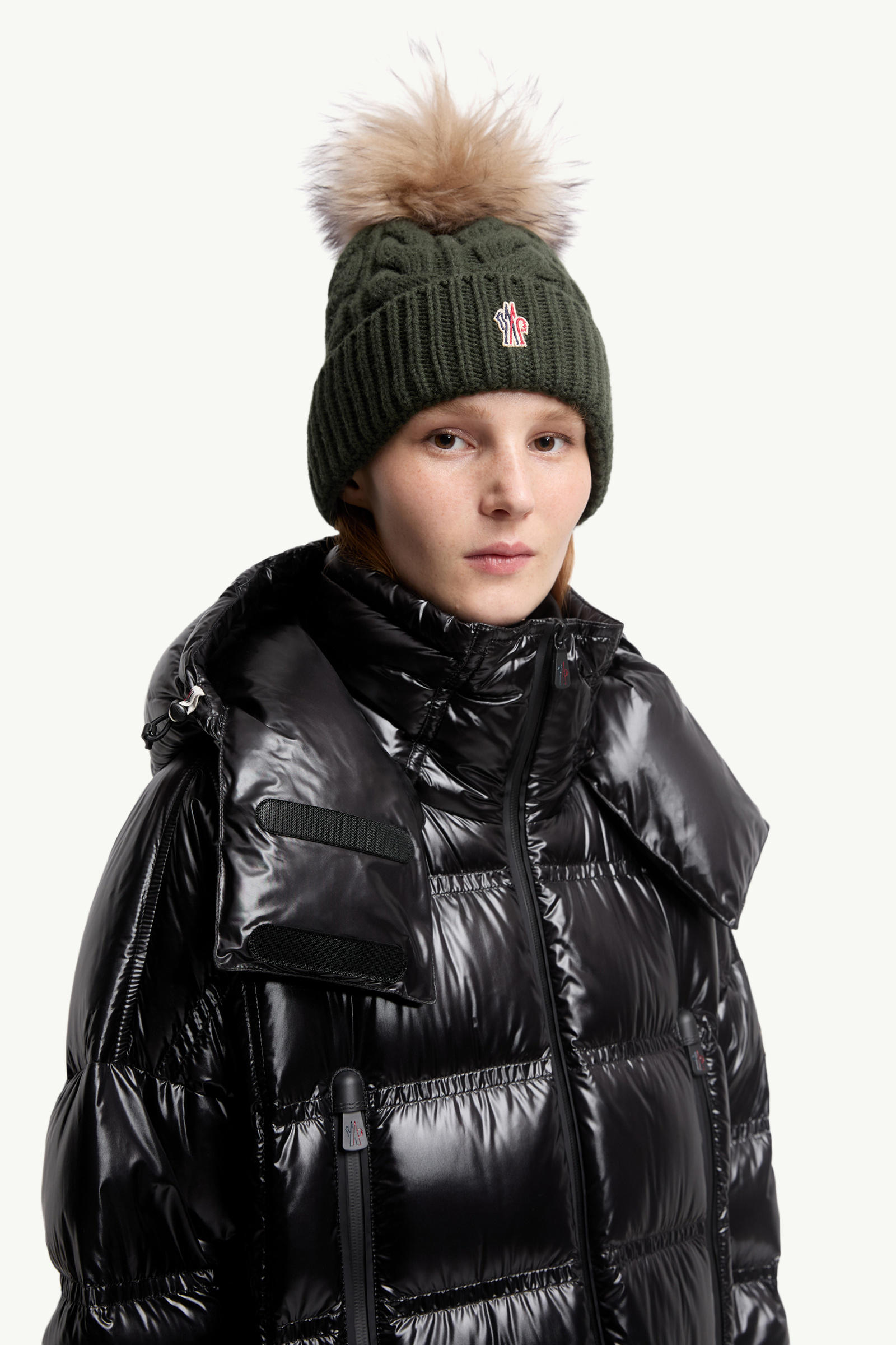 羊毛和羊绒绒球便帽 女士 橄榄绿 Moncler 1