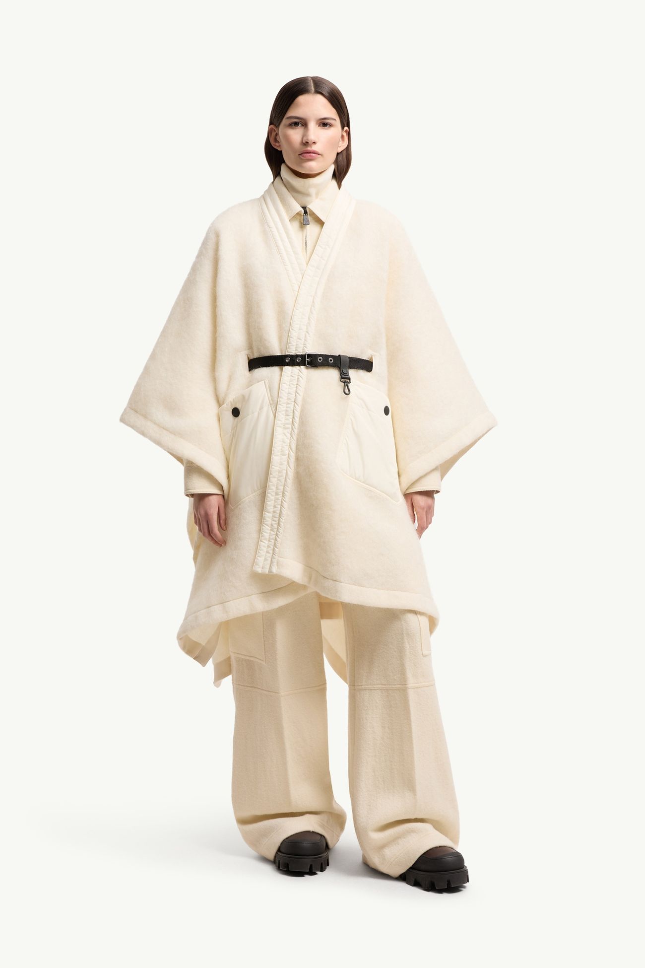 Cape aus einer Mischung aus Mohair, Alpaka und Wolle mit Gürtel Damen Weiß-Elfenbein Moncler 3