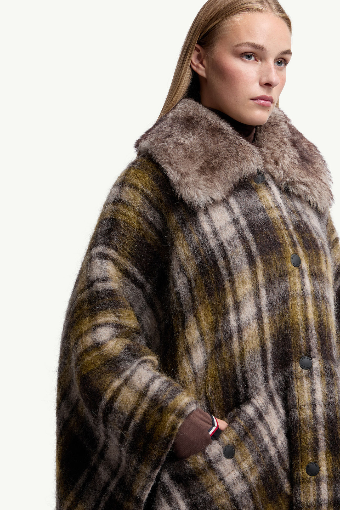 Cape aus einer Mischung aus Mohair, Alpaka und Wolle mit Fransen Damen Braun Moncler 5