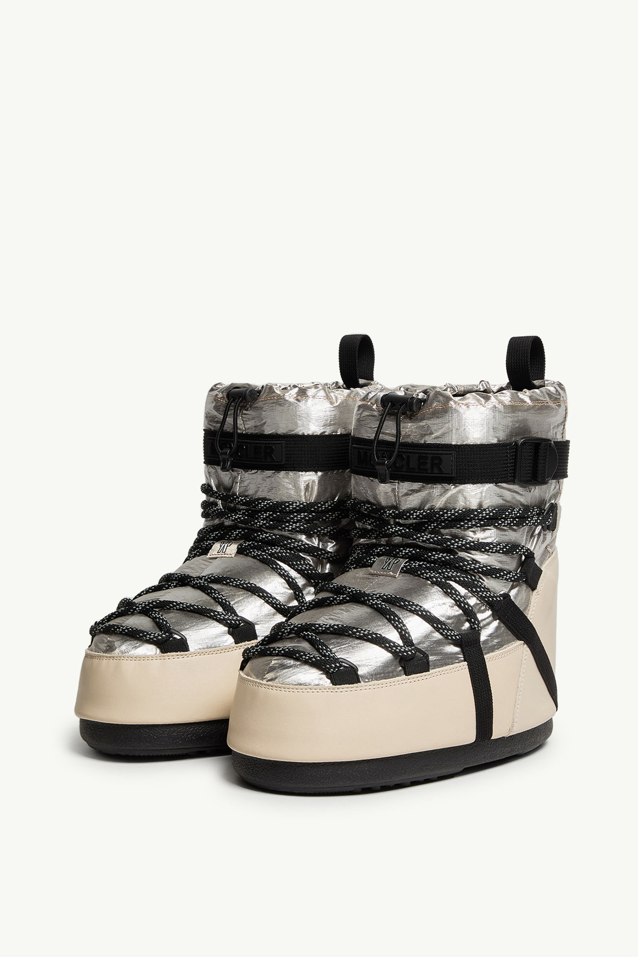 Moon Boot x Moncler Grenoble Icon Low Padded Snow Boot Femmes Or Moncler 3