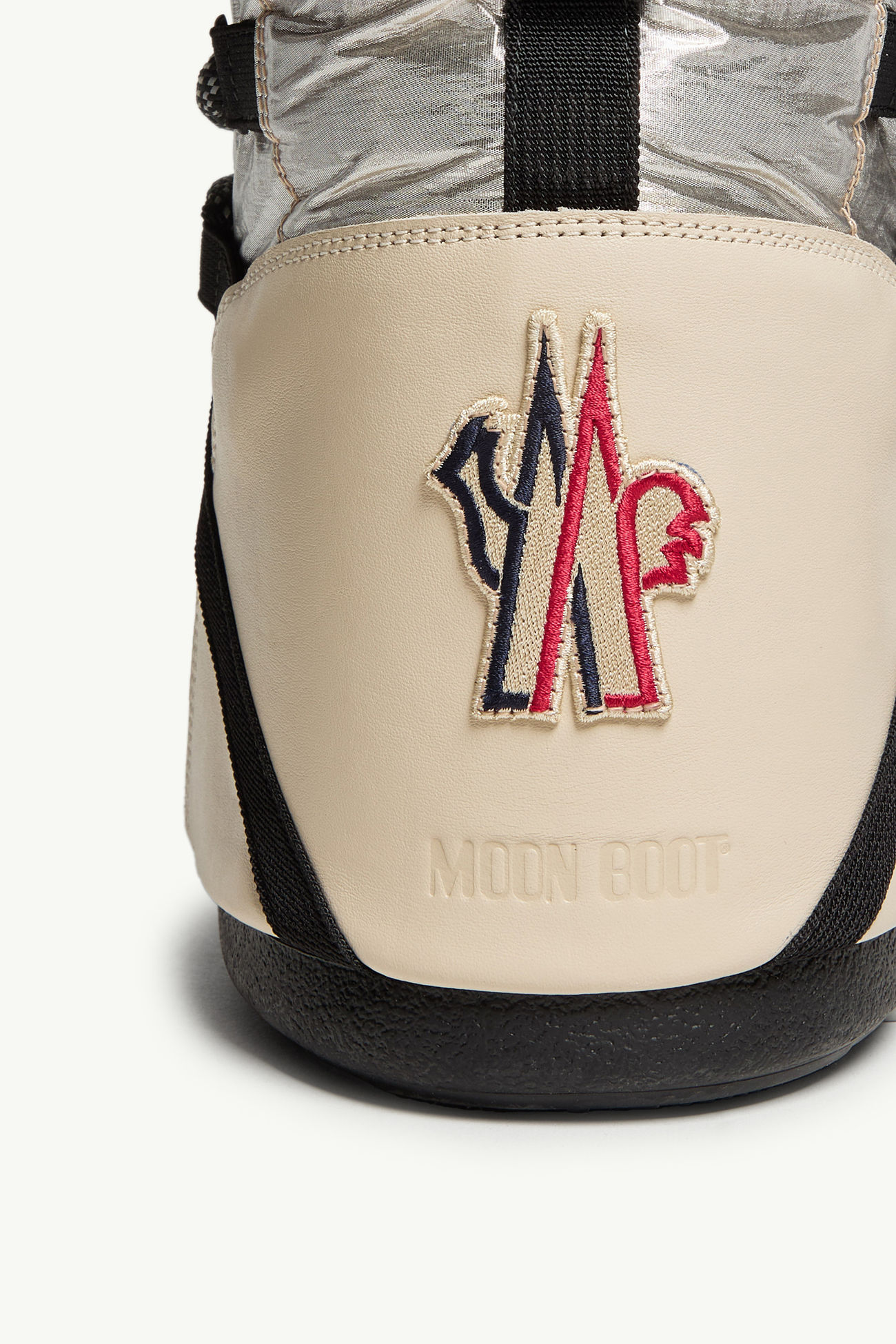 Moon Boot x Moncler Grenoble Icon Low Padded Snow Boot Femmes Or Moncler 6
