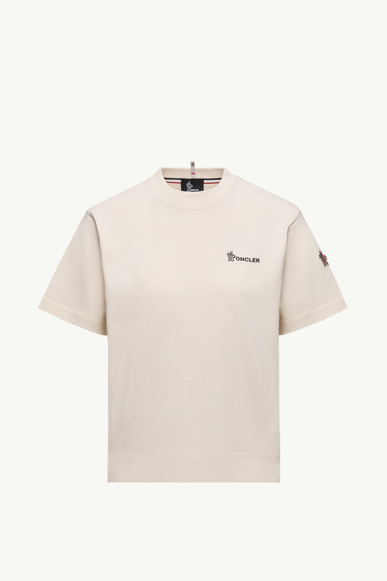 https://moncler-cdn.thron.com/api/v1/content-delivery/shares/dpx6uv/contents/K20988C0000289AZ9034_F/image/K20988C0000289AZ9034_F