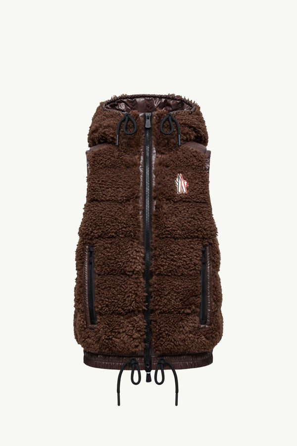 https://moncler-cdn.thron.com/api/v1/content-delivery/shares/dpx6uv/contents/K20988G00014899A9273_F/image/K20988G00014899A9273_F