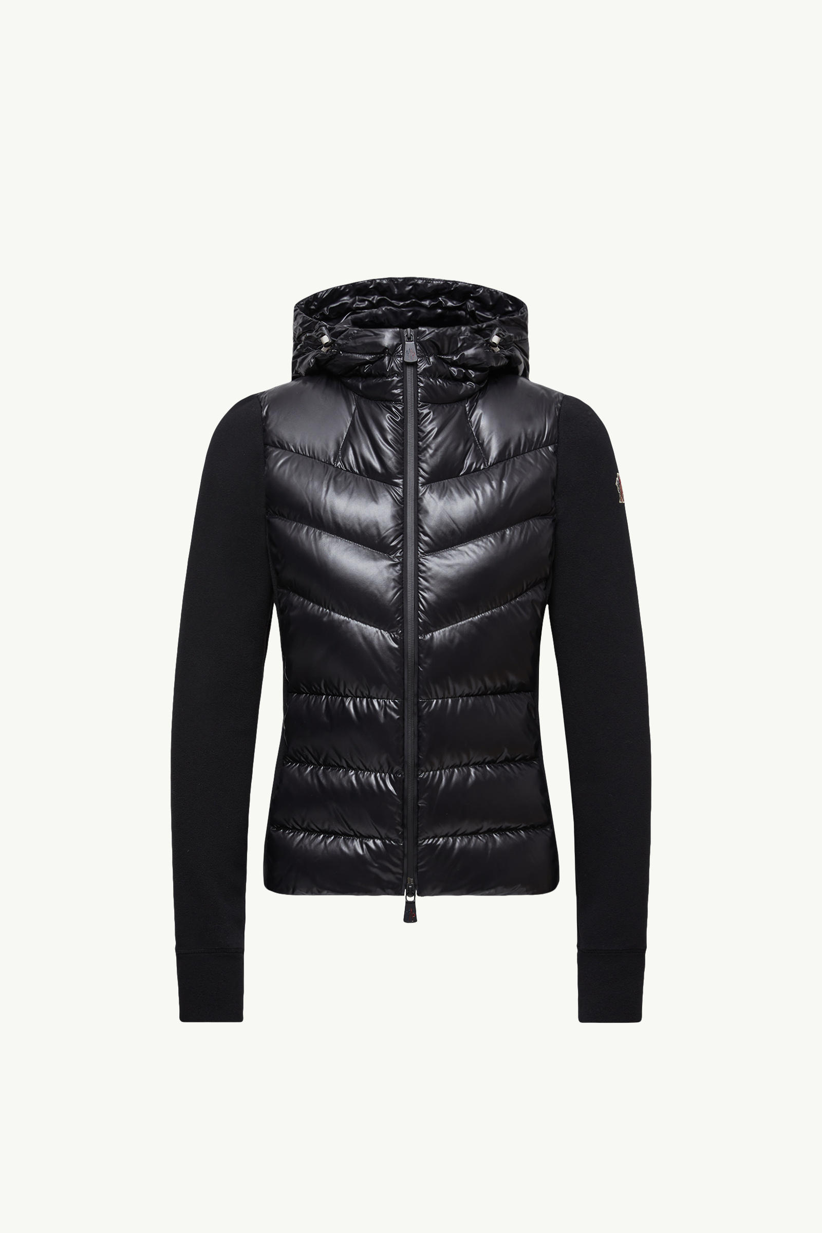 https://moncler-cdn.thron.com/api/v1/content-delivery/shares/dpx6uv/contents/K20988G0001880093999_F/image/K20988G0001880093999_F