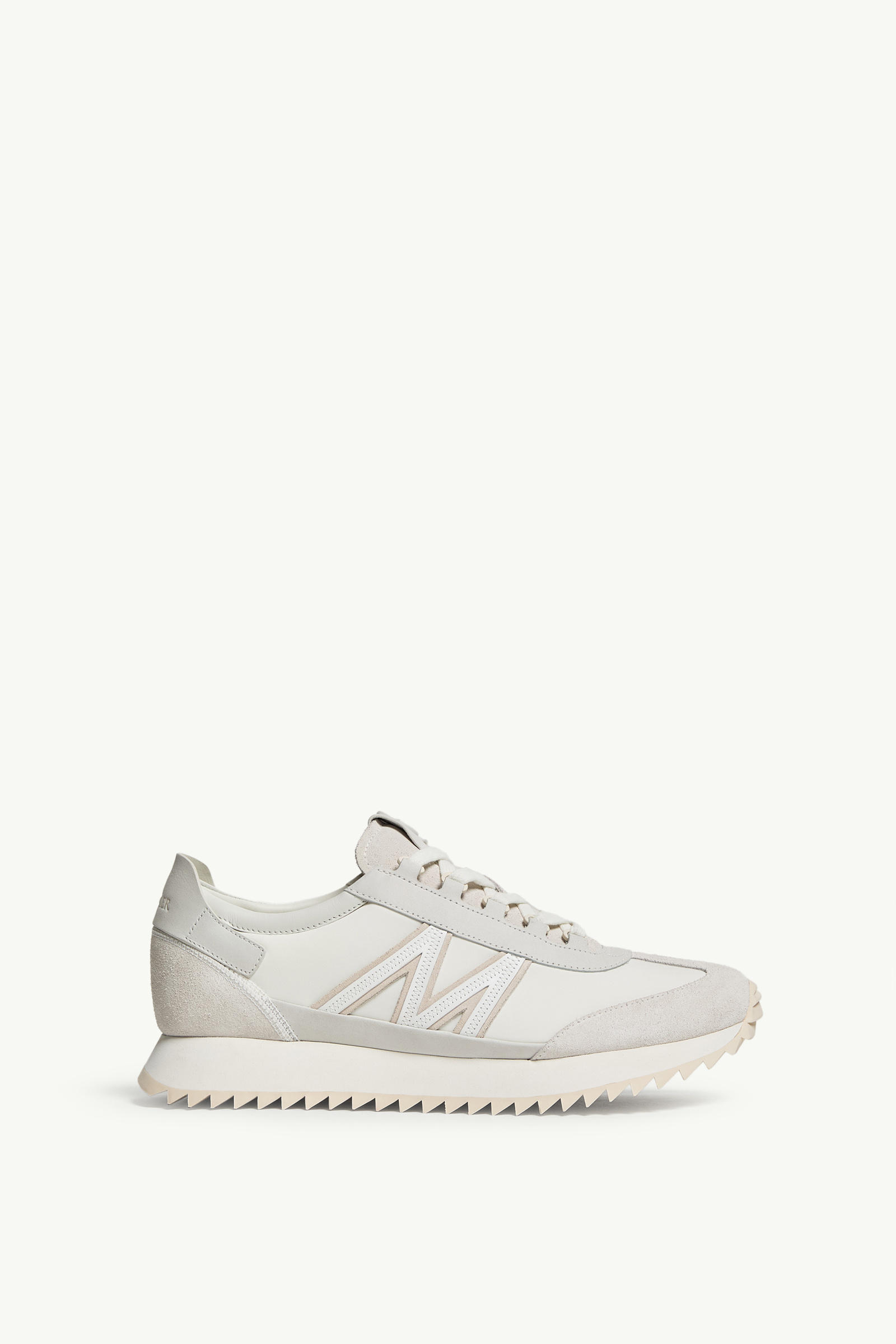 https://moncler-cdn.thron.com/api/v1/content-delivery/shares/dpx6uv/contents/K209A4M00210M728004A_F/image/K209A4M00210M728004A_F