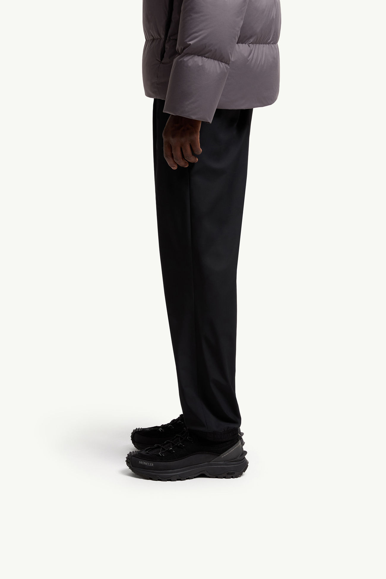 Trailgrip Lite3 누벅 & 스웨이드 스니커즈 남성 블랙 Moncler 1