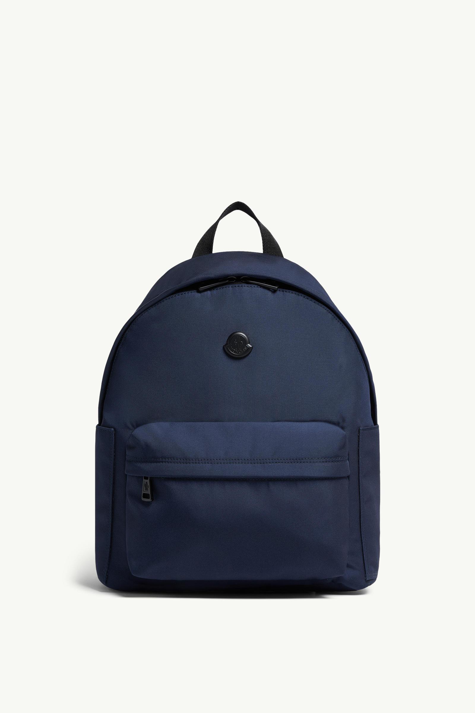 https://moncler-cdn.thron.com/api/v1/content-delivery/shares/dpx6uv/contents/K209A5A00009M775576I_F/image/K209A5A00009M775576I_F