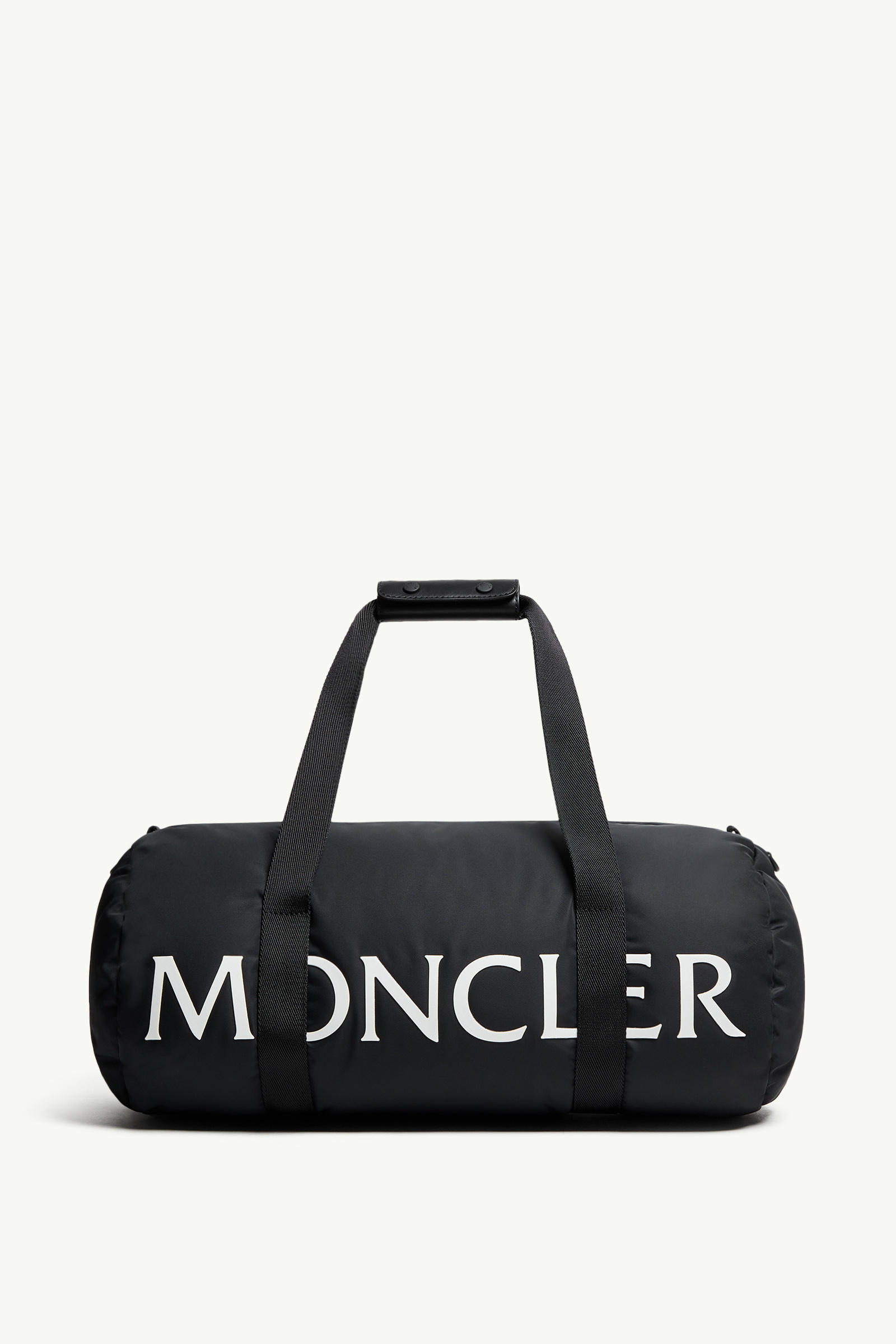 https://moncler-cdn.thron.com/api/v1/content-delivery/shares/dpx6uv/contents/K209A5G00001M7914999_F/image/K209A5G00001M7914999_F
