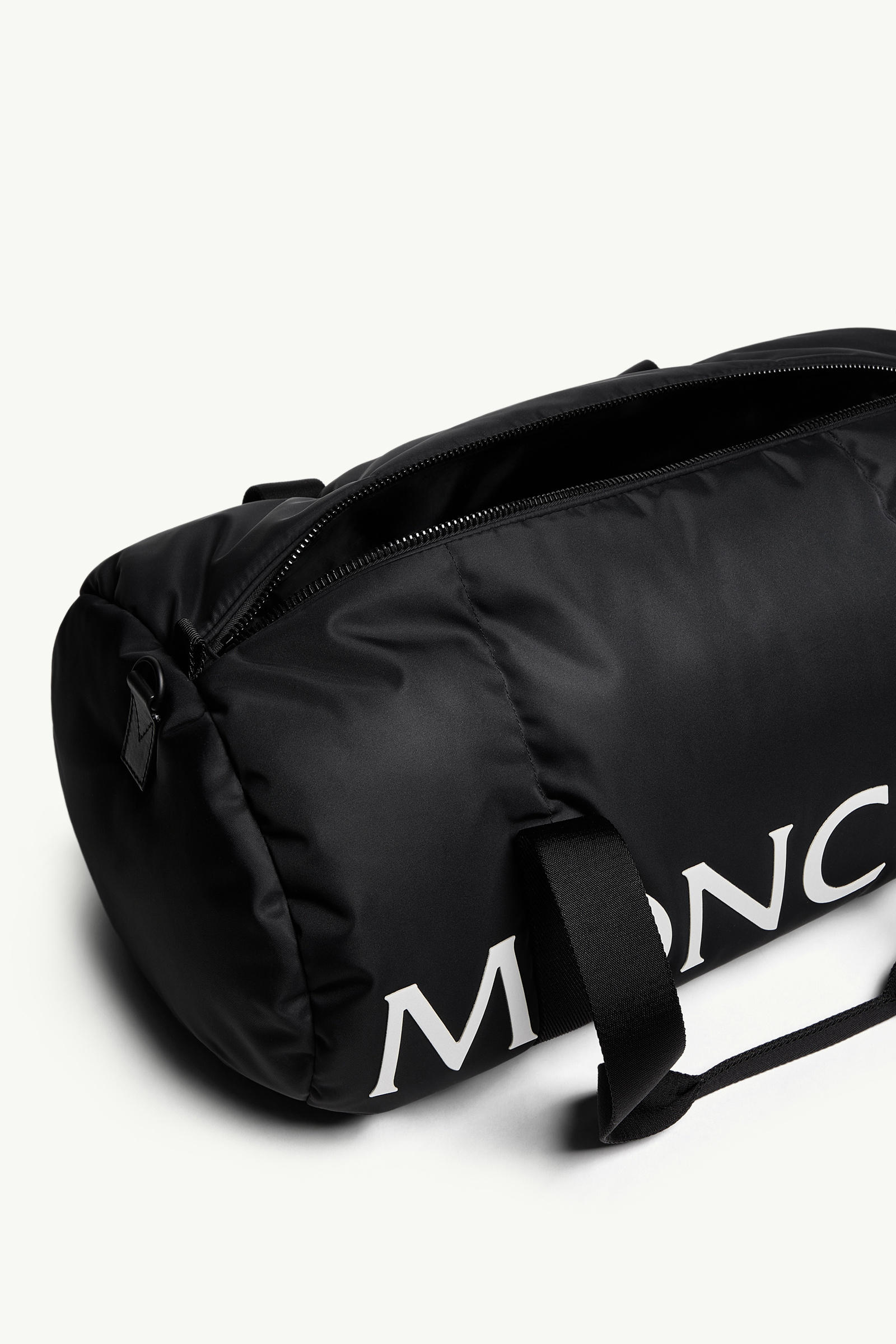 Logo Water-Repellent Down-Filled Duffle Bag Men Black Moncler 4