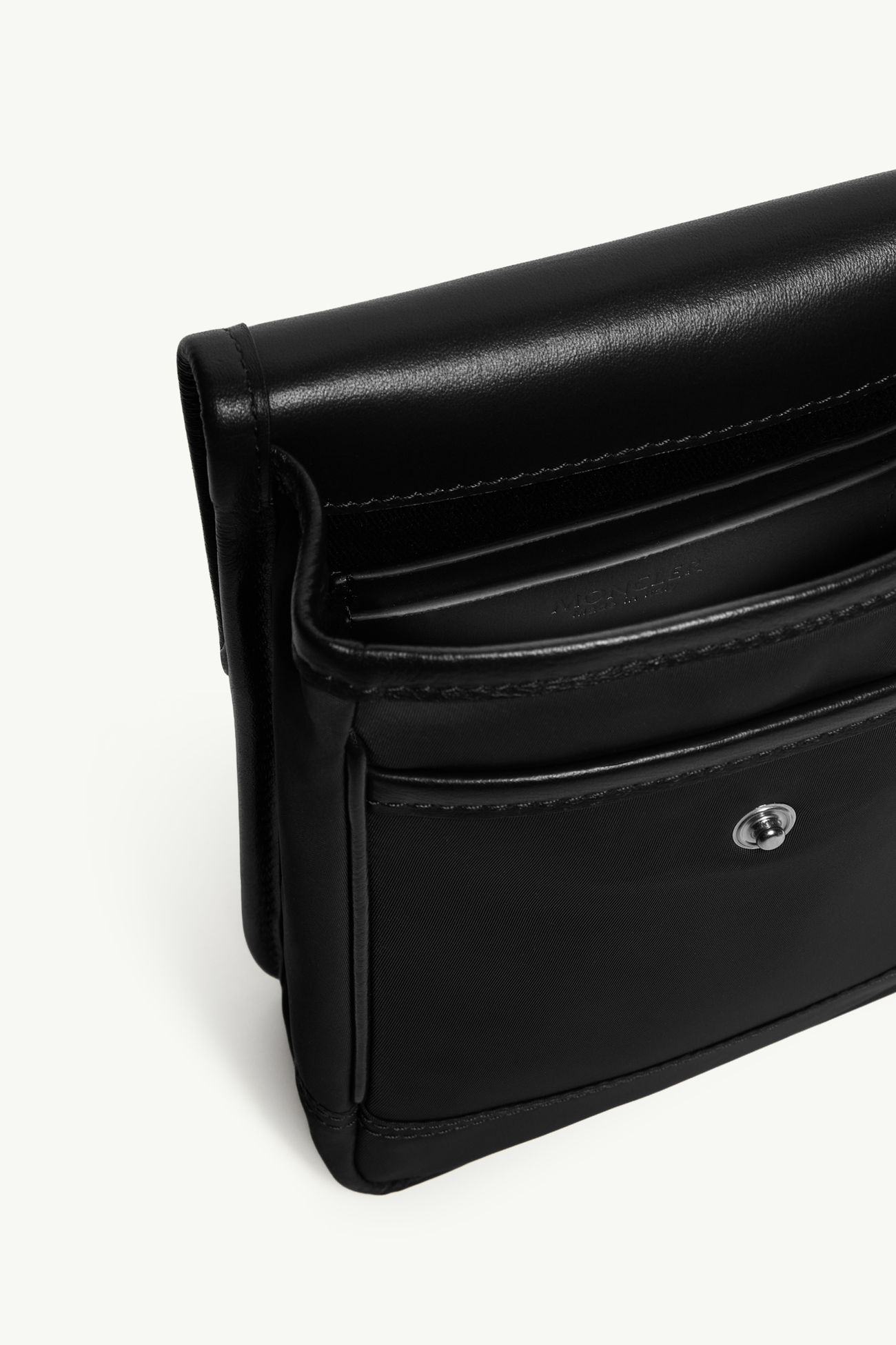 夾層斜揹袋 男士 黑色 Moncler 4