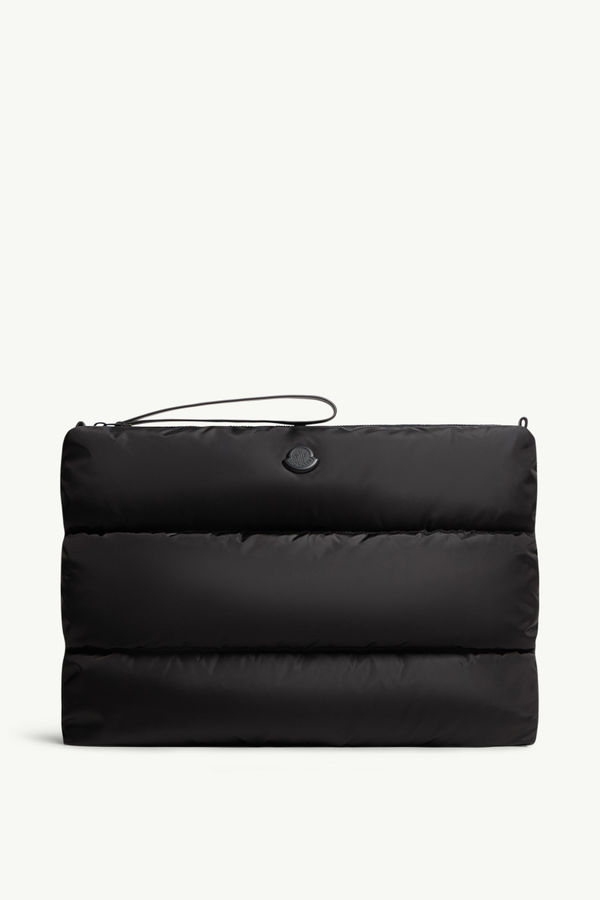 https://moncler-cdn.thron.com/api/v1/content-delivery/shares/dpx6uv/contents/K209A6B00001M7451999_F/image/K209A6B00001M7451999_F