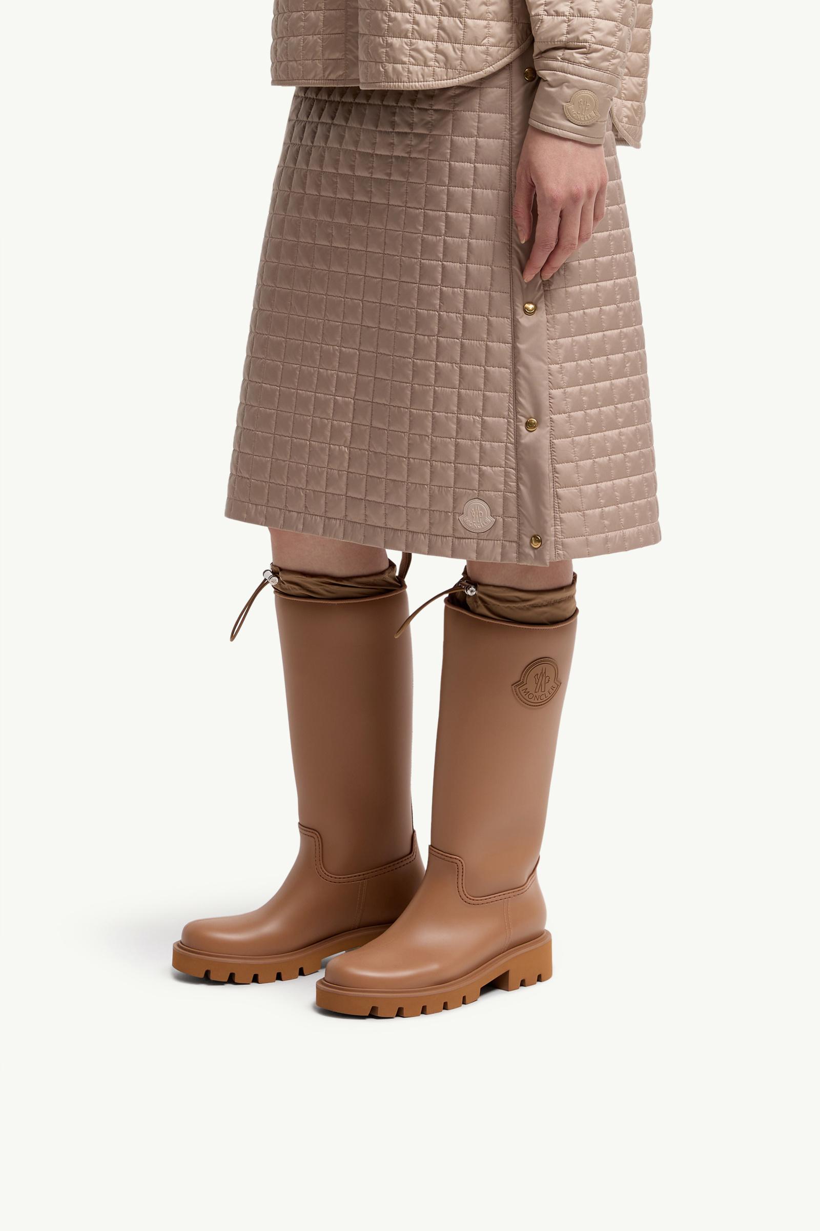 MONCLER ブラウン ムートンブーツ Brown Moon Boot x Moncler Grenoble Icon Low Padded Snow Boot