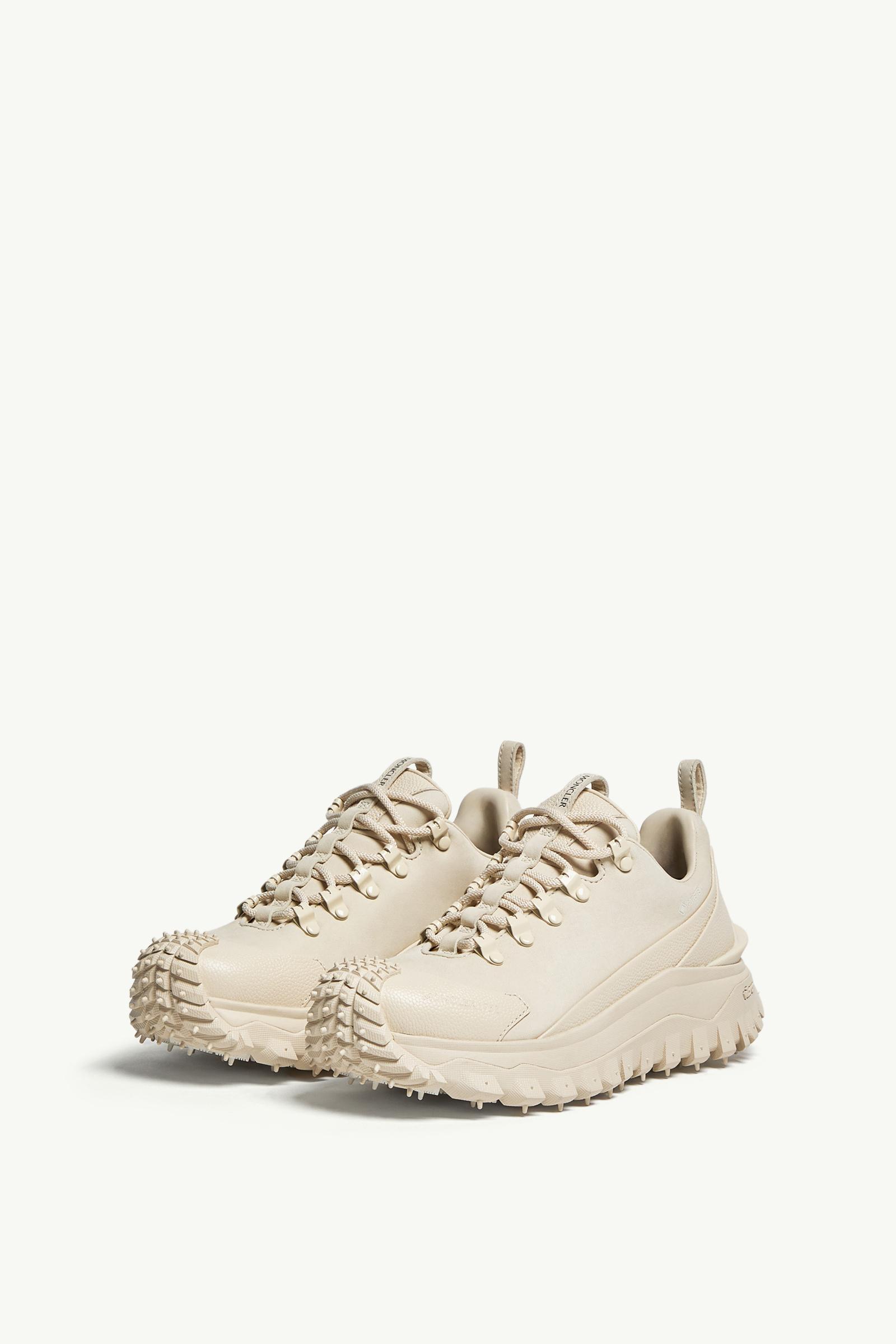 MONCLER ホワイト レディーススニーカー 箱付き White Ivory Trailgrip APEX2GTX Suede & Leather Sneakers - Sneakers