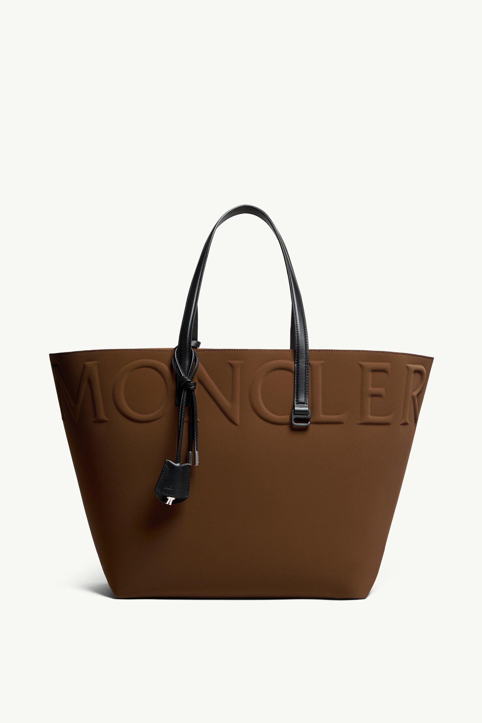 https://moncler-cdn.thron.com/api/v1/content-delivery/shares/dpx6uv/contents/K209B5D00007M776927P_F/image/K209B5D00007M776927P_F