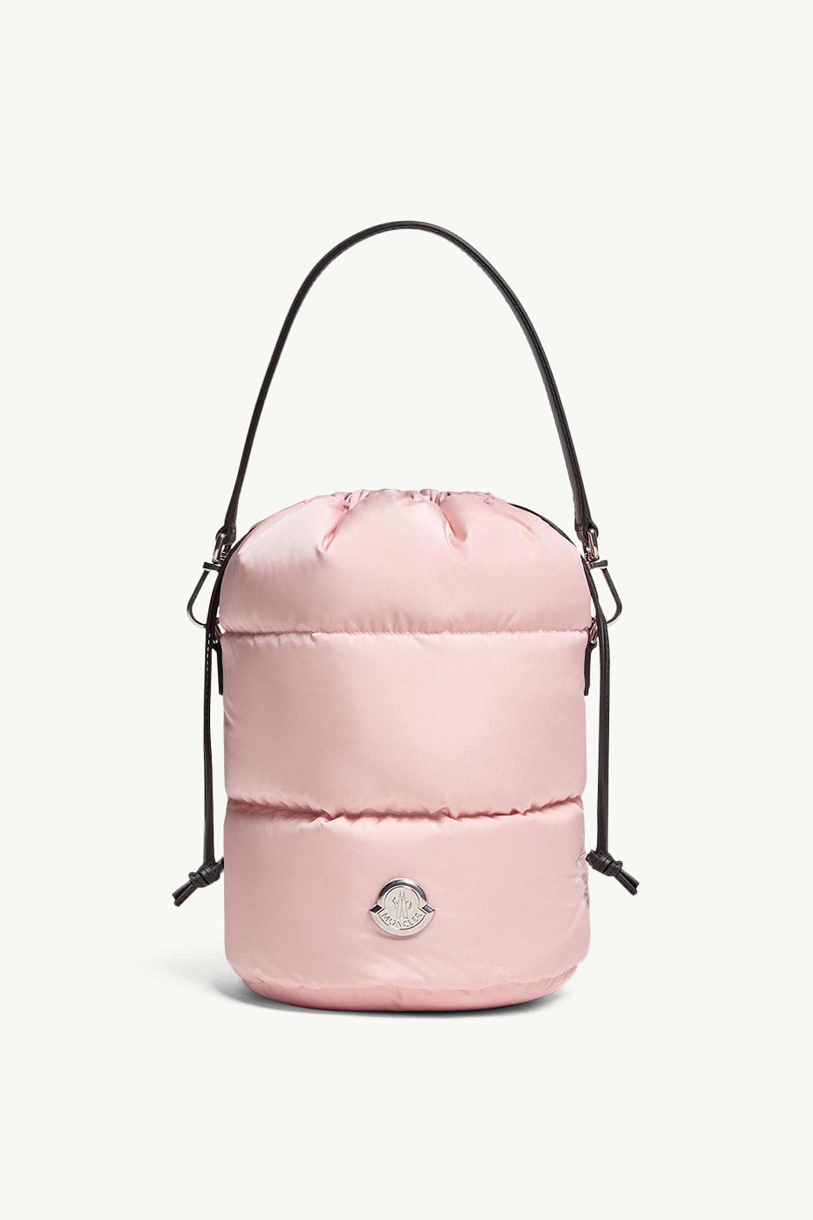 【大人気!】MONCLER☆リボンハンドルホワイト羽根バッグ Backpacks, Handbags & Fanny Packs for Women | Moncler US