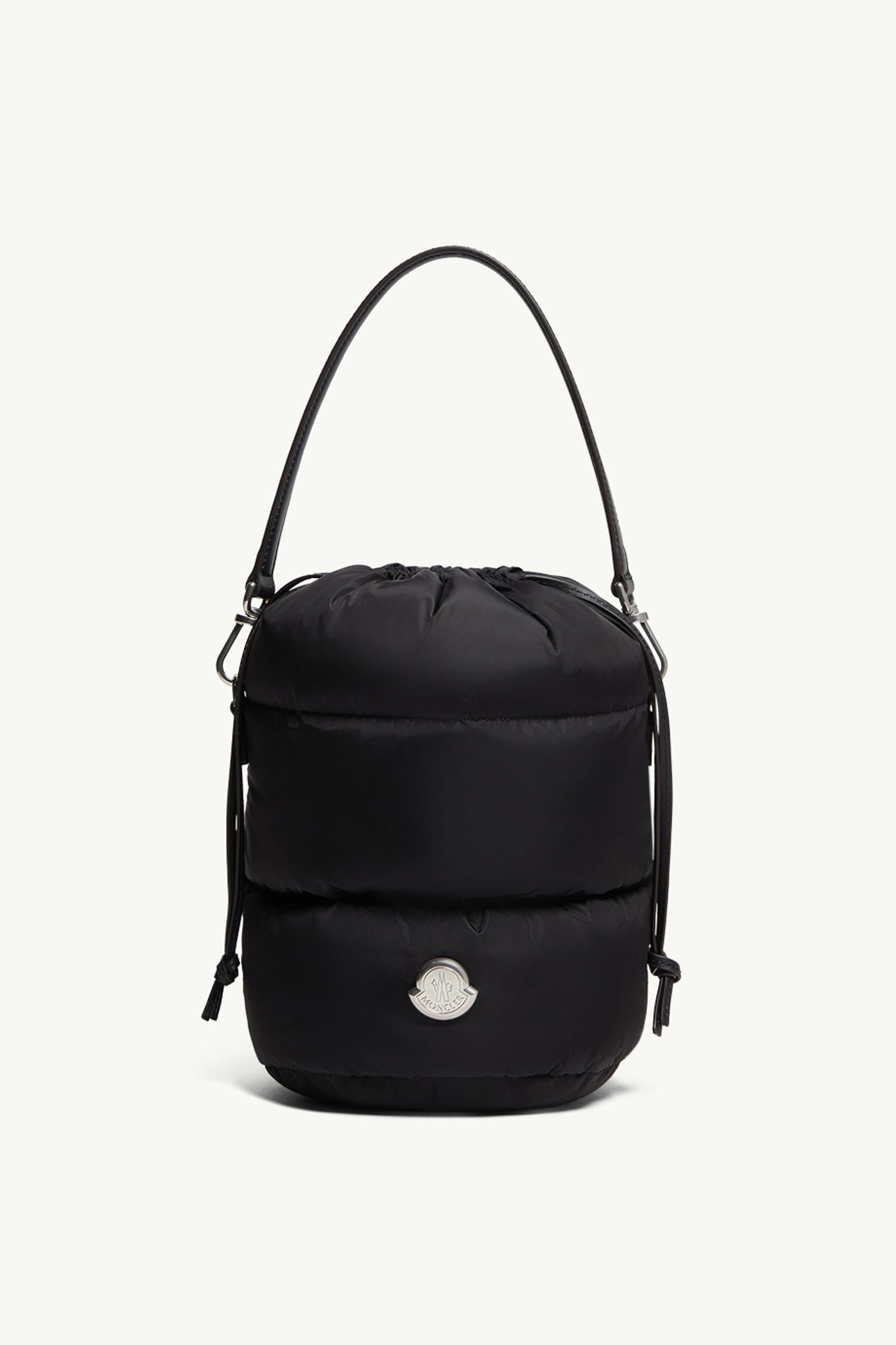 https://moncler-cdn.thron.com/api/v1/content-delivery/shares/dpx6uv/contents/K209B5I00002M6275999_F/image/K209B5I00002M6275999_F