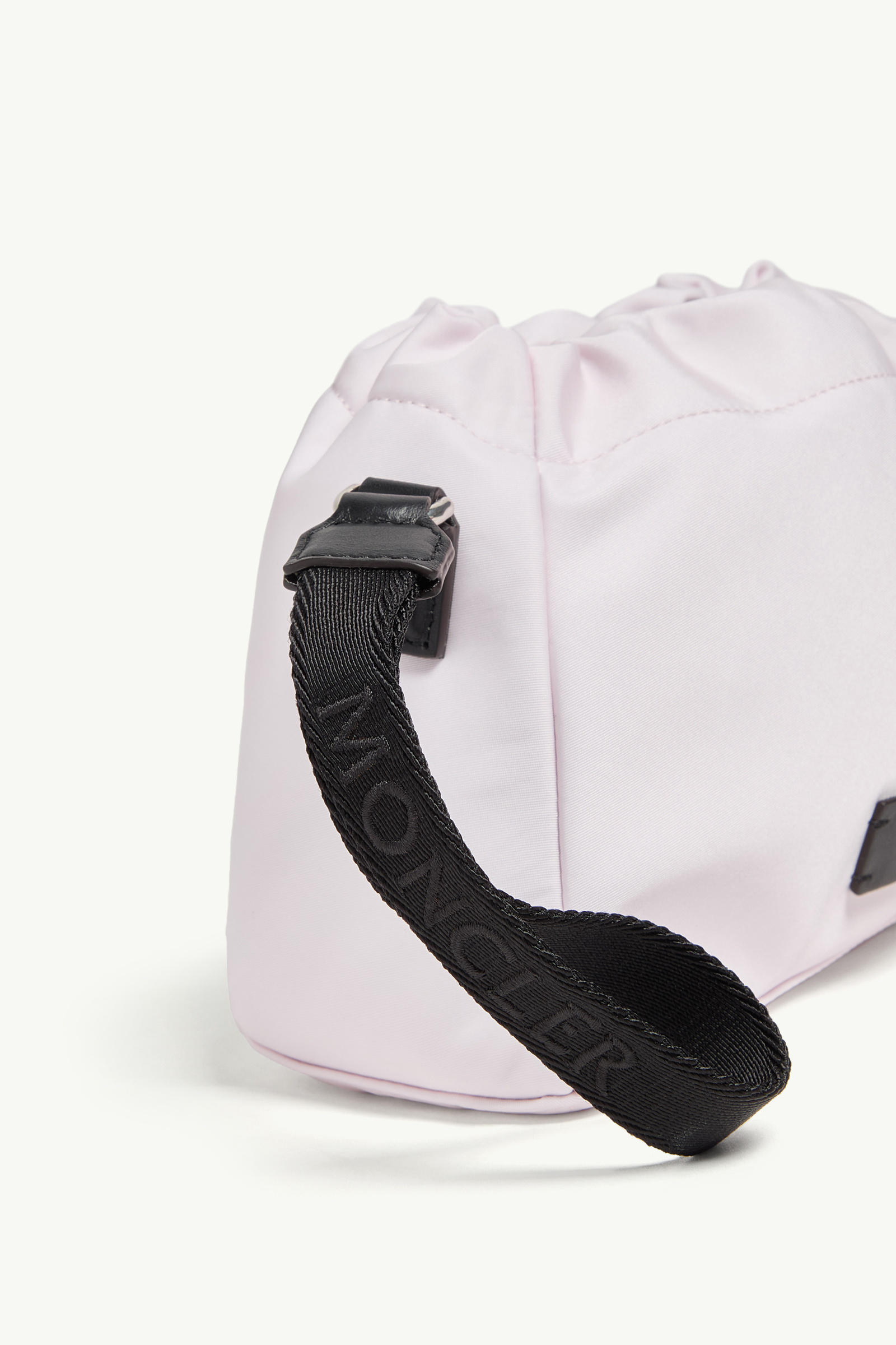 Trick Water-Repellent Pouch Women Pink Moncler 5