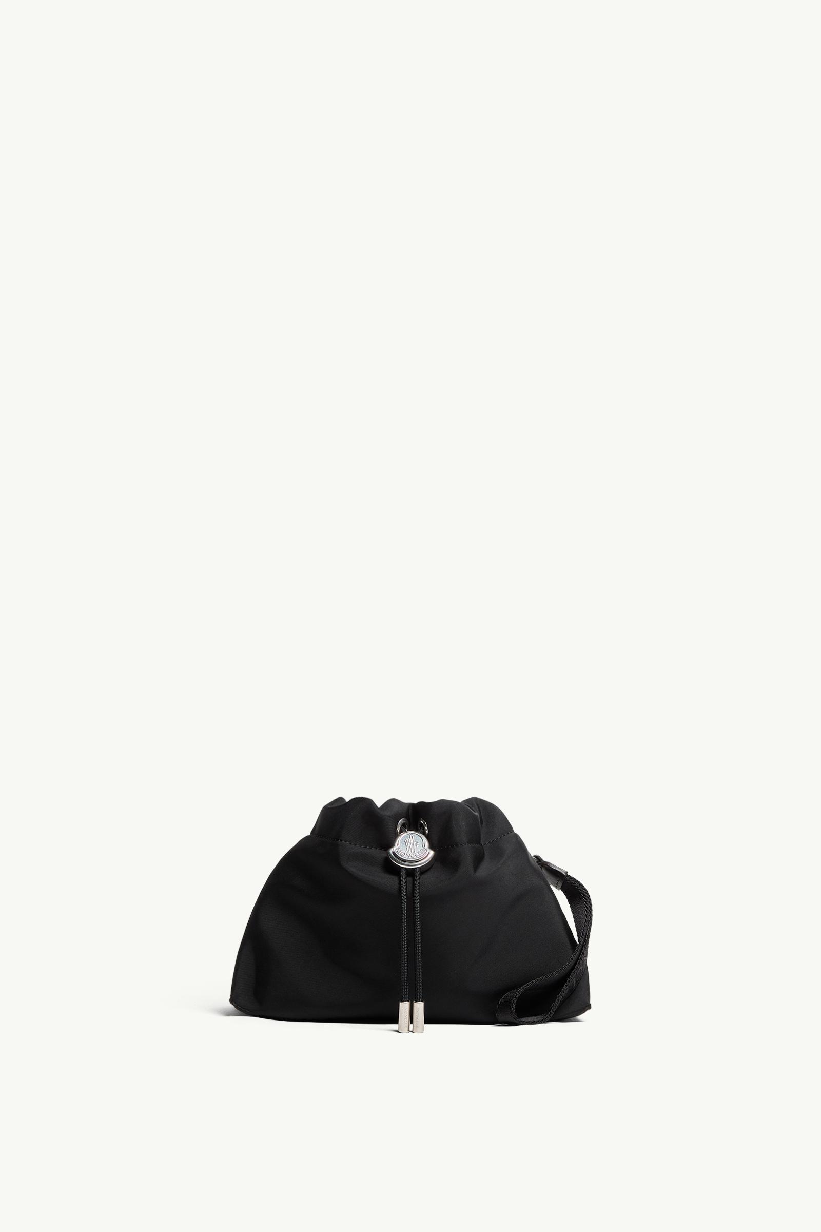 【ほぼ新品、すぐ配送】Moncler ナイロン巾着ポーチ 黒 Black Trick Water-Repellent Pouch - Bags & Small Accessories for