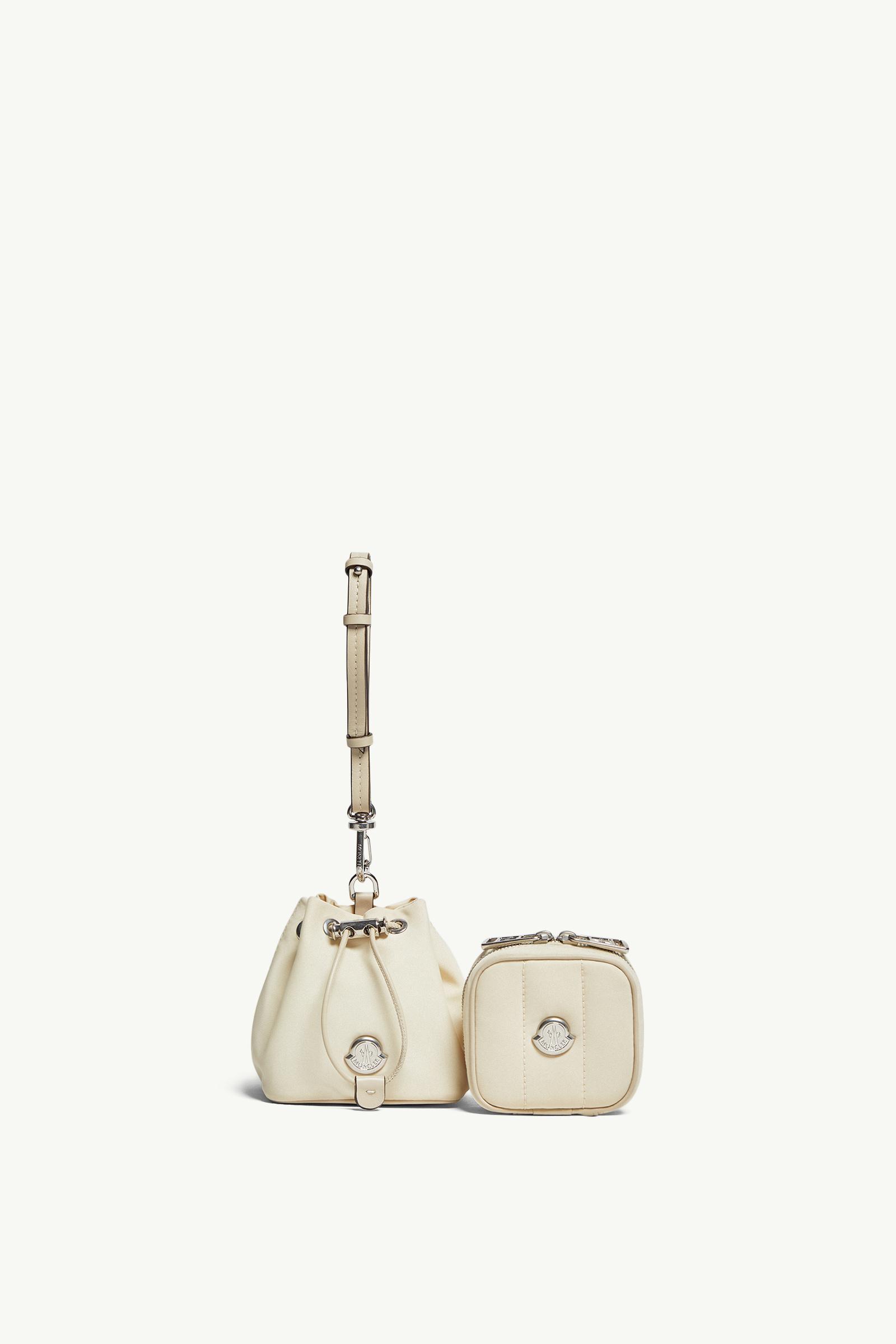 Double Pouch_findInBoutique_image
