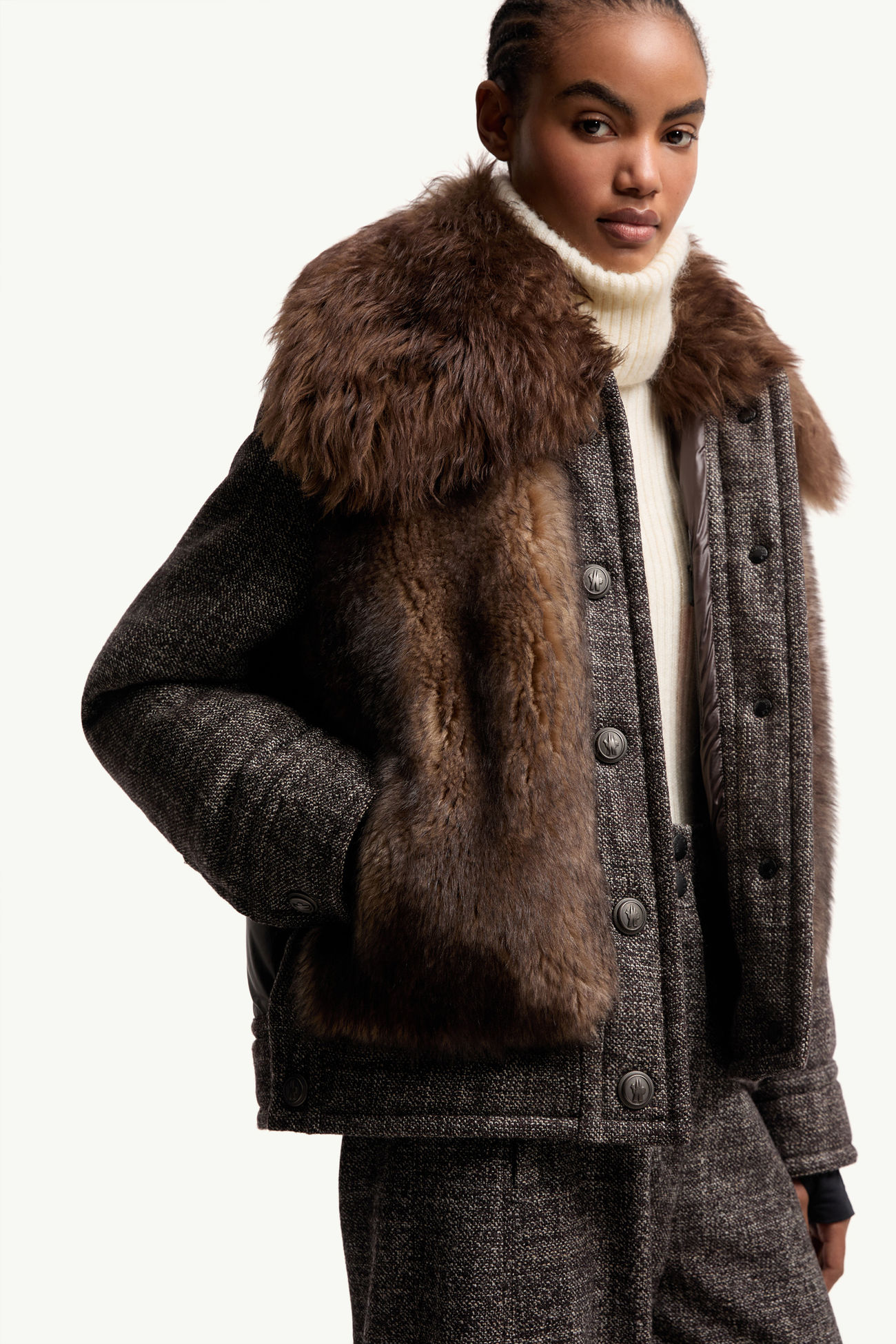 Faite羔羊毛布及羊毛短身羽絨外套 女士 啡色 Moncler 6