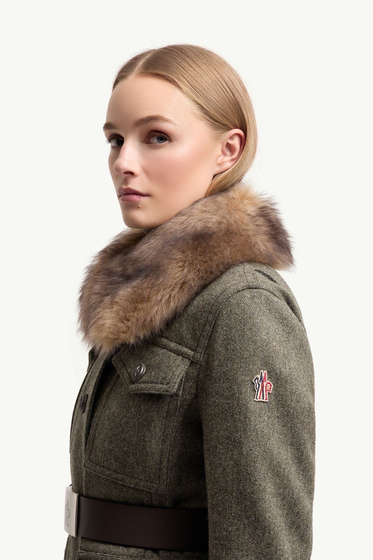 Devez羊毛及羔羊毛飾邊羽絨軍裝外套 女士 橄欖綠色 Moncler 1