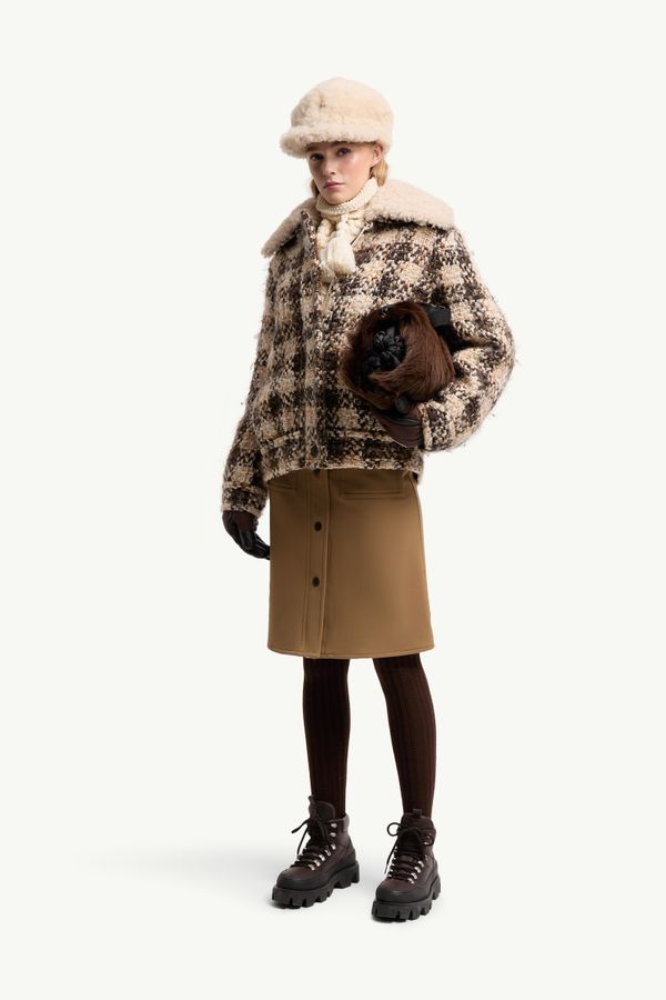 Doudoune courte Camlez en laine Ă bordure en shearling Femmes Beige & Marron Moncler 0