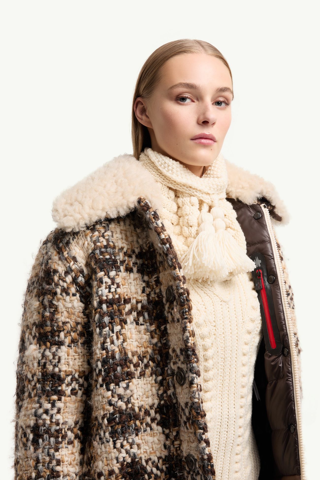 Plumífero corto con ribete de lana de oveja joven y lana Camlez Mujer Beige & Marrón Moncler 5