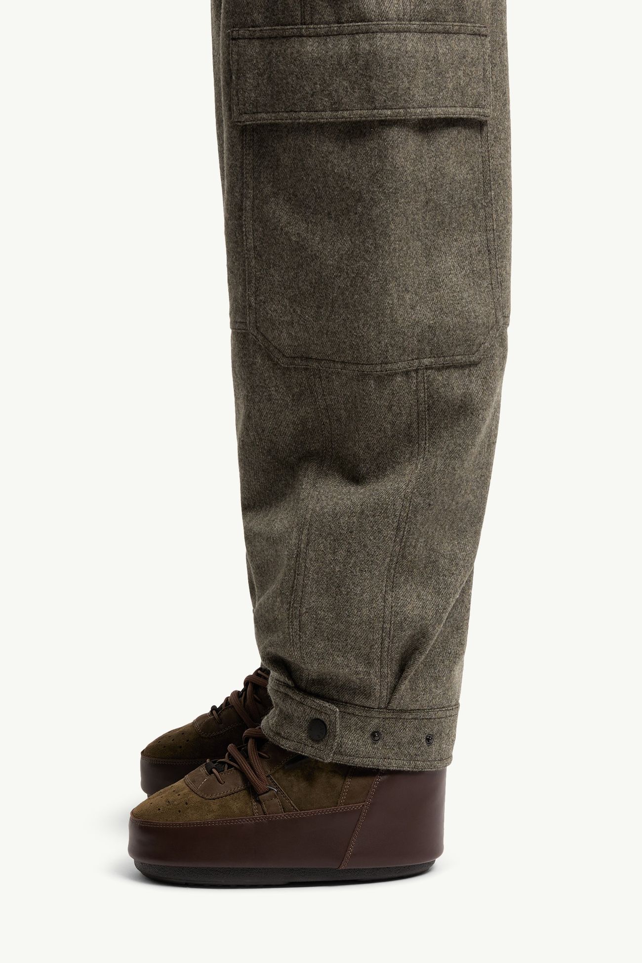 Cargohose aus Wollgabardine Damen Olivgrün Moncler 1