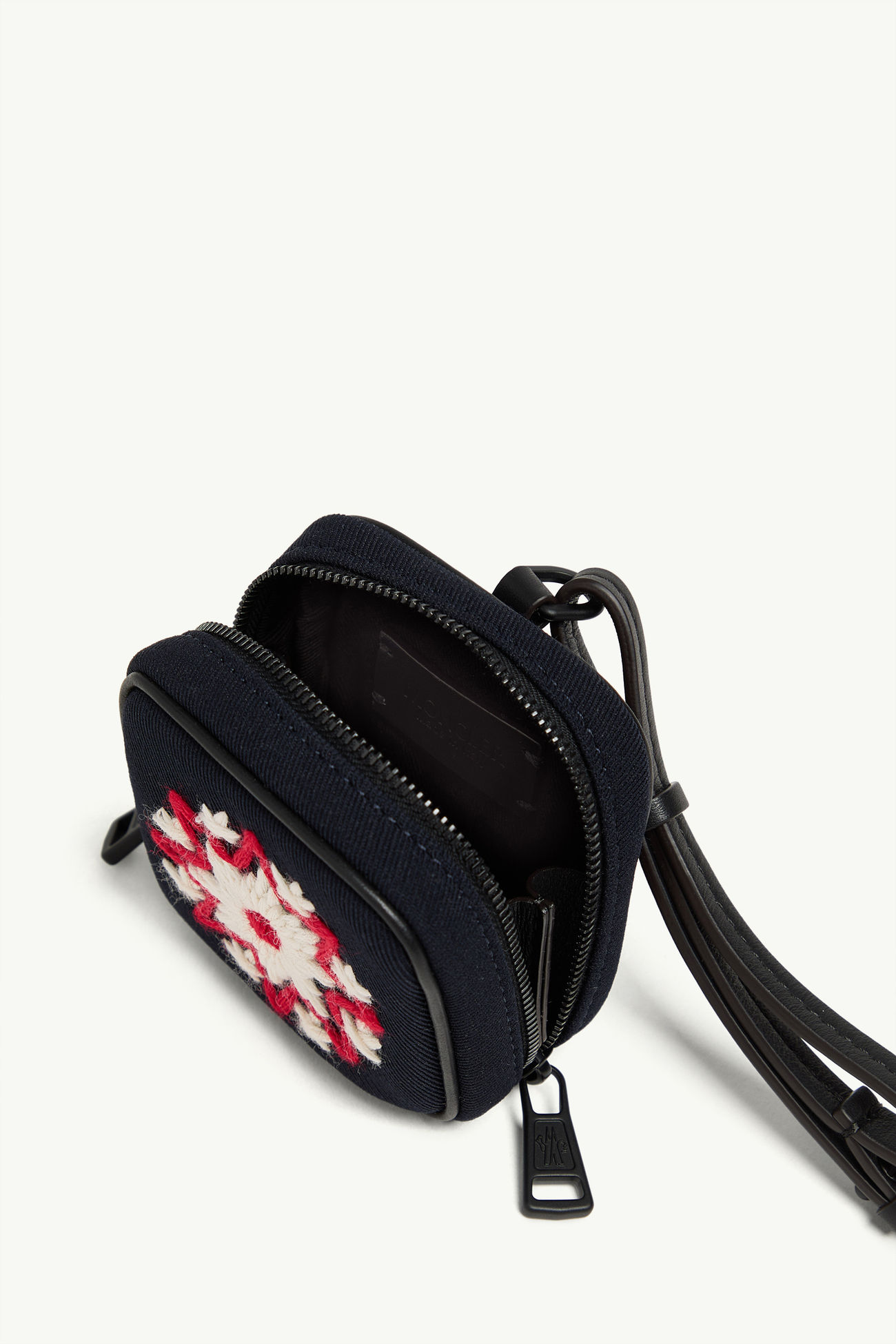 Mini-pochette brodée Femmes Bleu marine Moncler 2