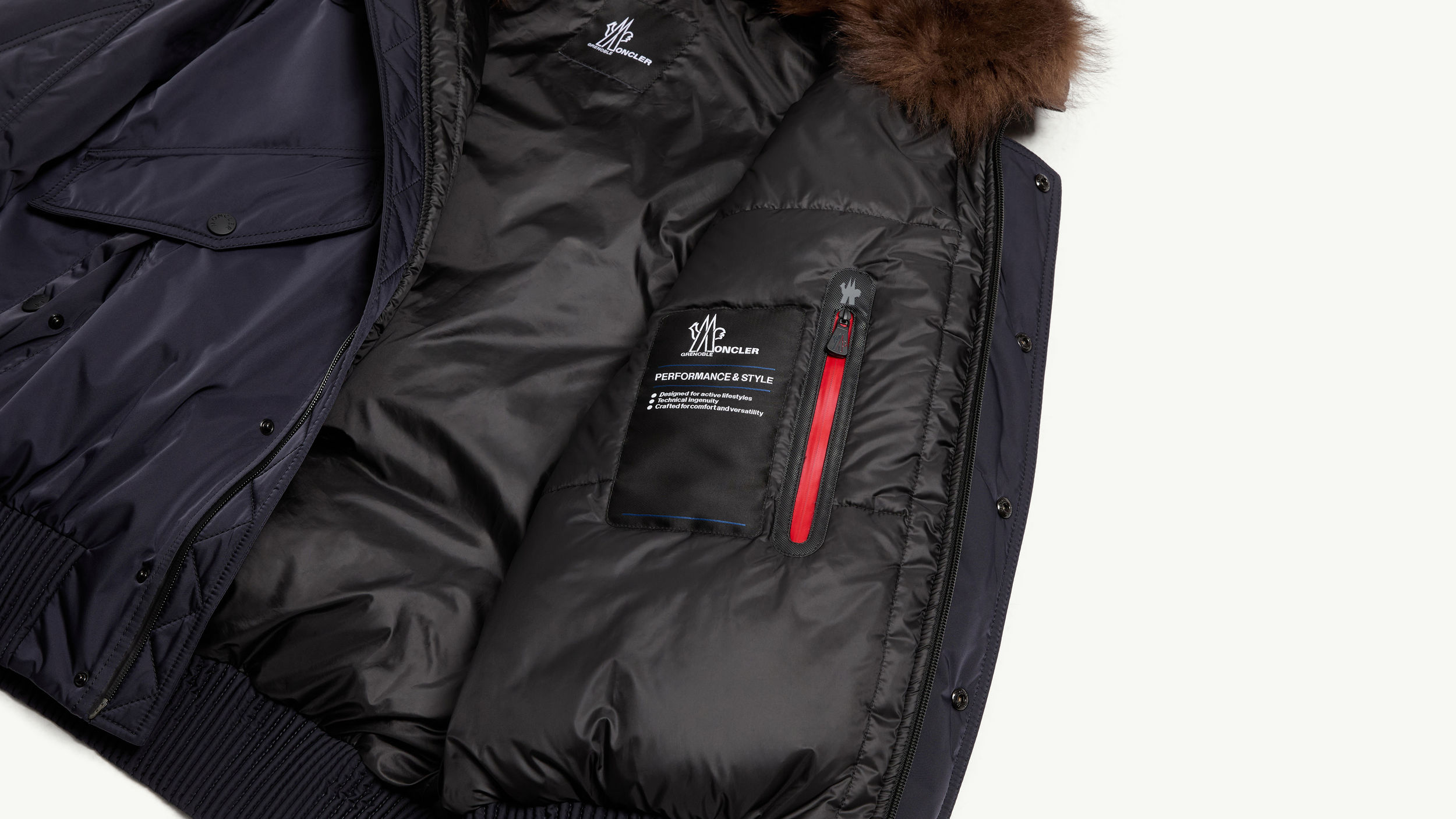 Slide 2 - Medientasche