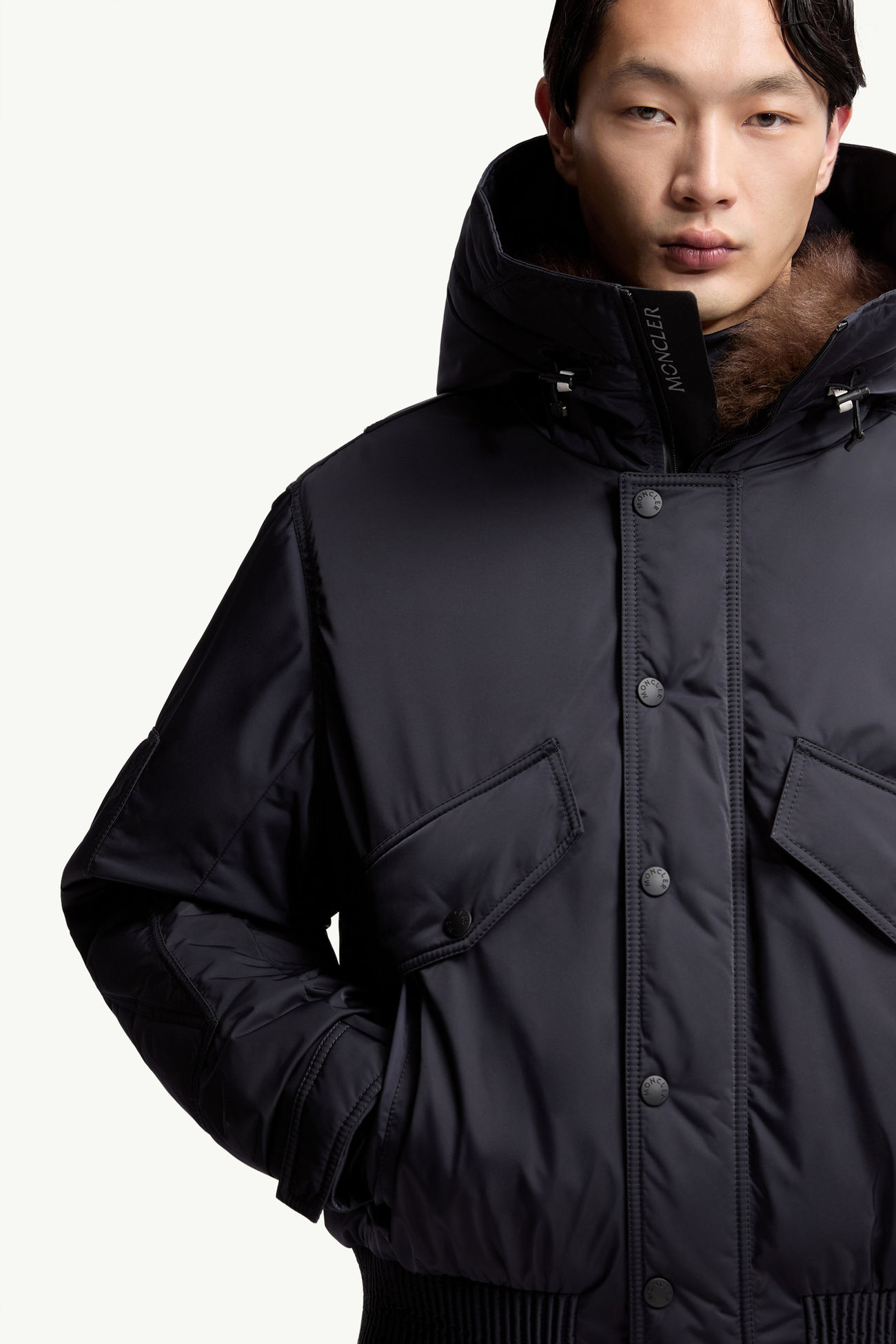 Doudoune de ski Breche à capuche bordée de shearling Hommes Bleu marine Moncler 6
