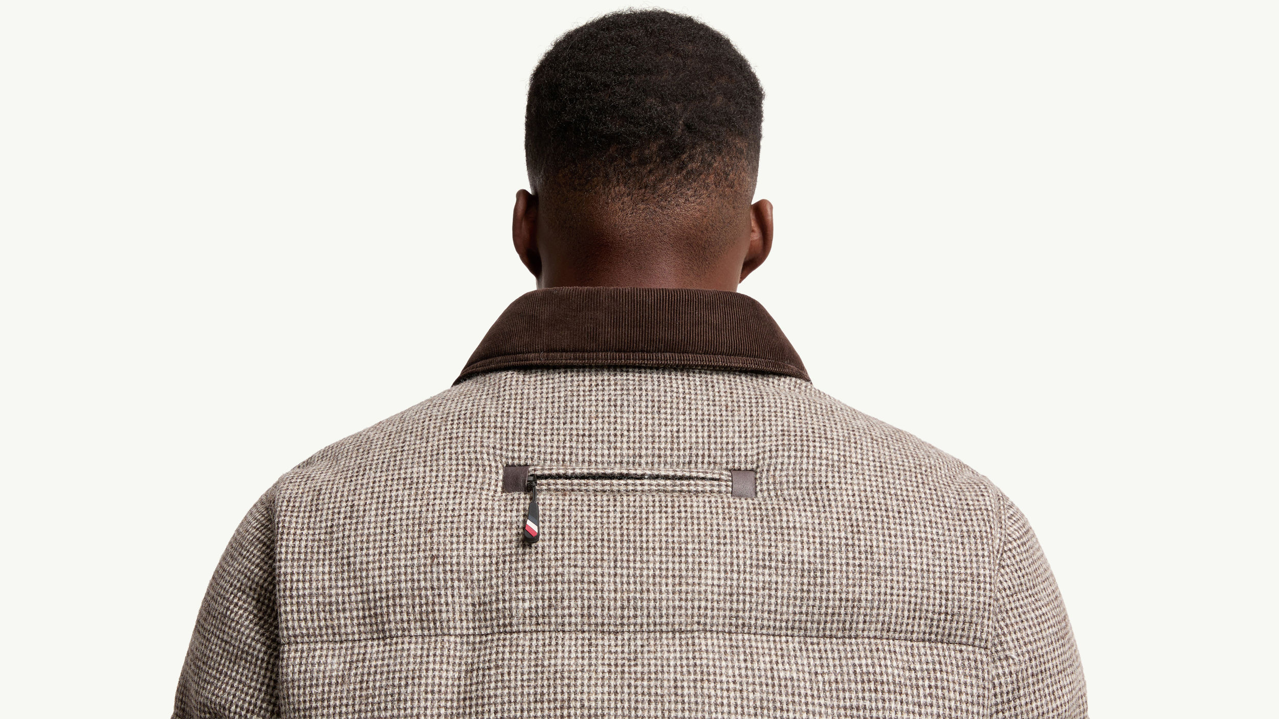 Slide 1 - product.feature.zipservicehood.title