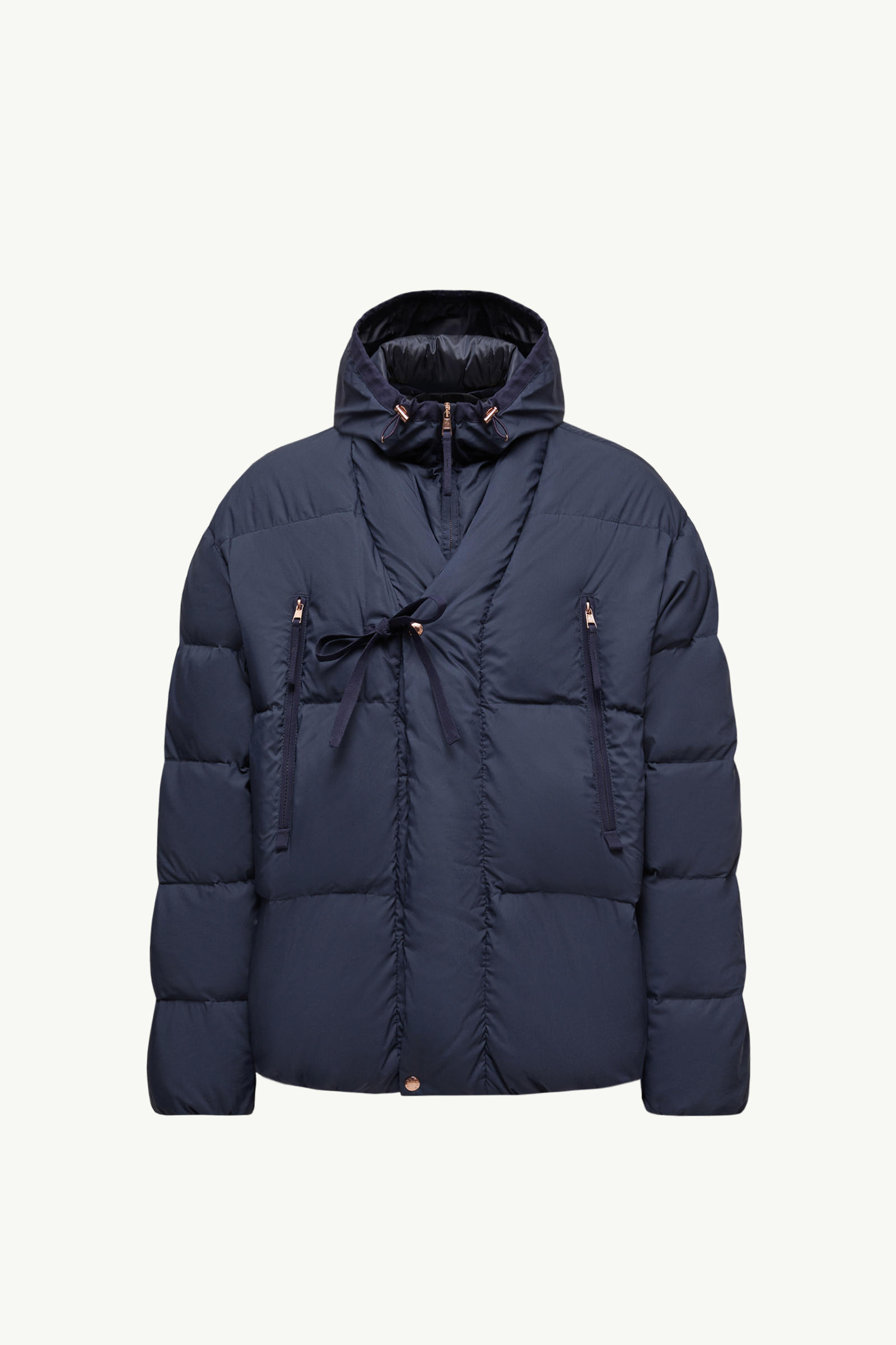 https://moncler-cdn.thron.com/api/v1/content-delivery/shares/dpx6uv/contents/K24021A0000159884786_F/image/K24021A0000159884786_F