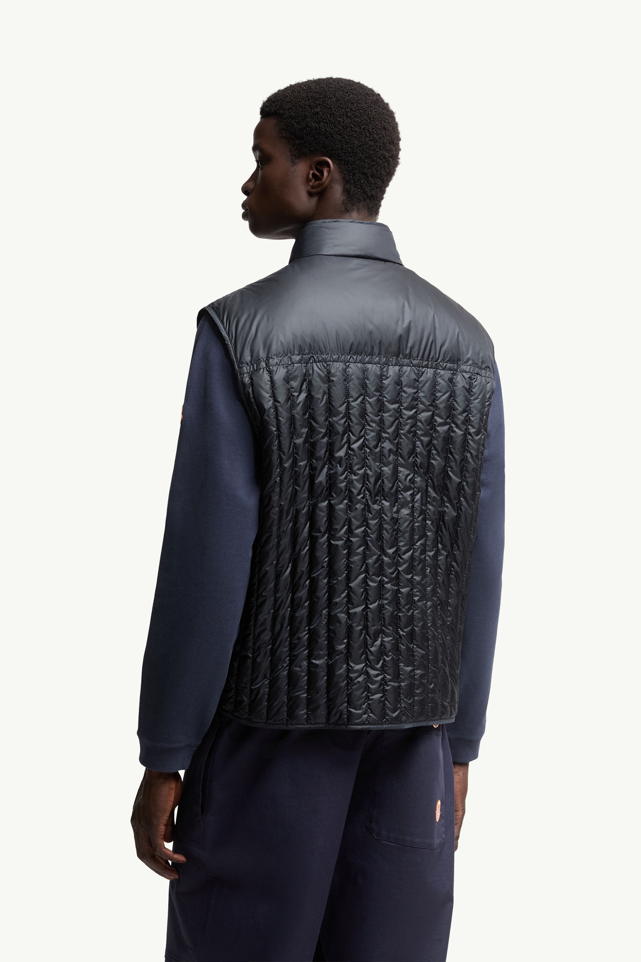 Moncler x Gilga Farm by Donald Glover Tangerine 다운 베스트 남성 네이비 블루 Moncler 4