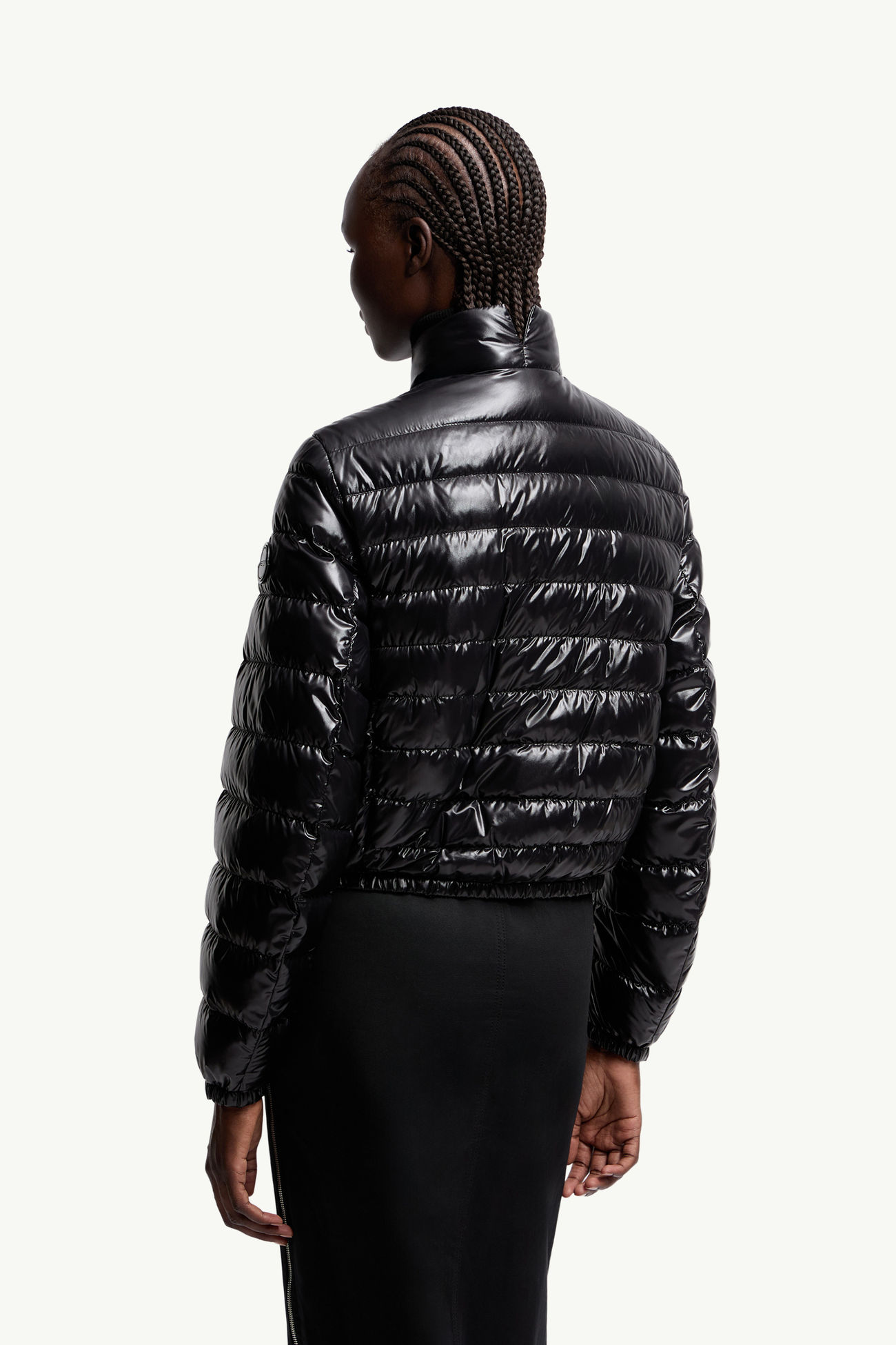 Moncler x EE72 by Edward Enninful Knut 쇼트 다운 재킷 여성 블랙 Moncler 4