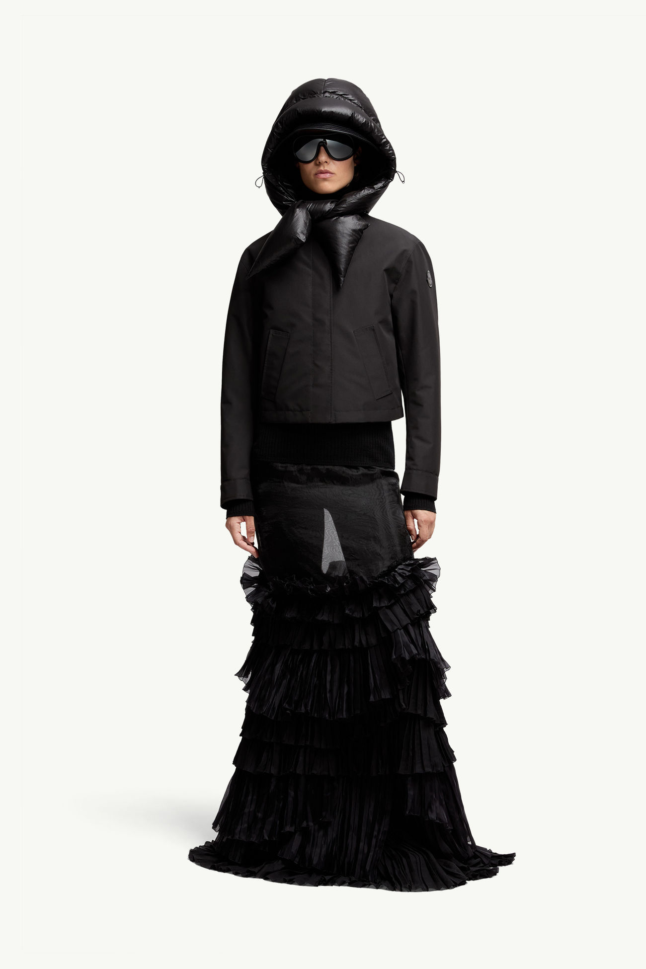 Moncler x EE72 by Edward Enninful Krovanh女士短款羽绒夹克外套 女士 黑色 Moncler 0