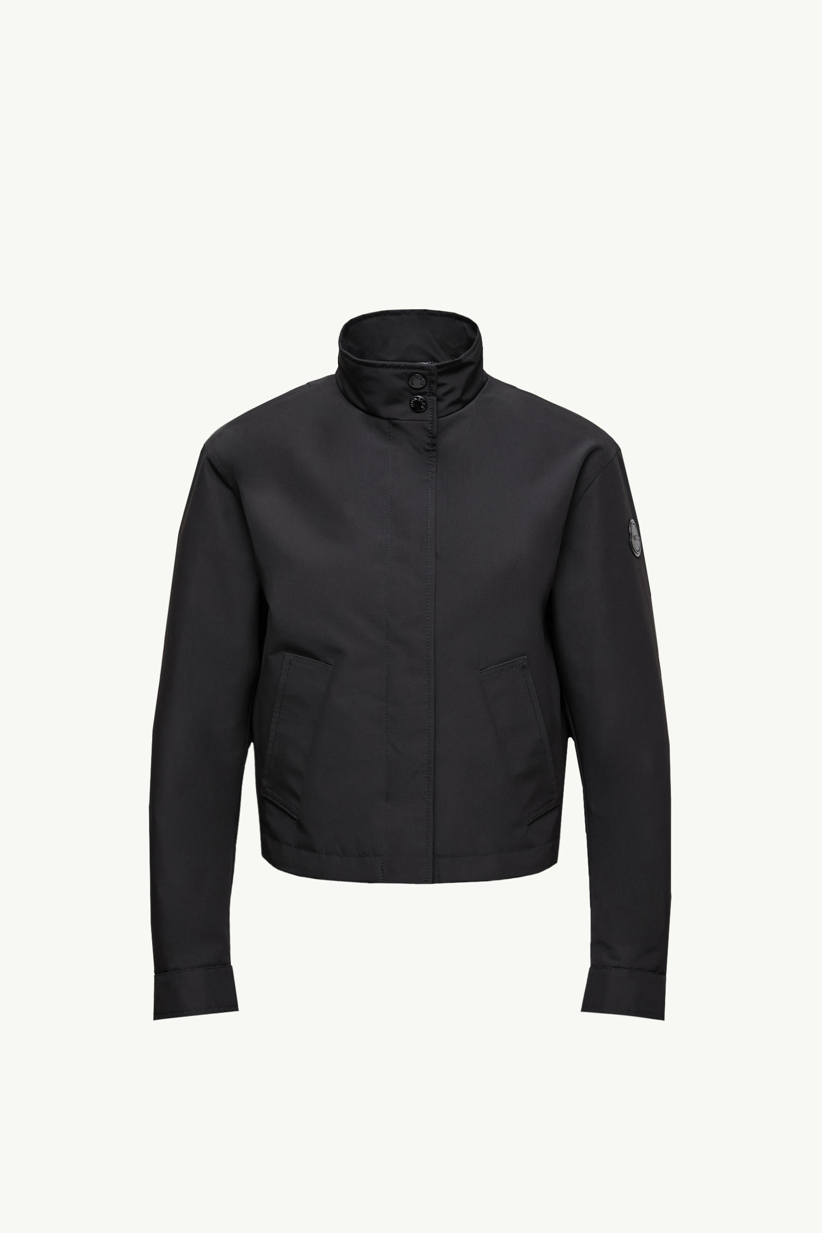 https://moncler-cdn.thron.com/api/v1/content-delivery/shares/dpx6uv/contents/K24031A00005M6518999_F/image/K24031A00005M6518999_F