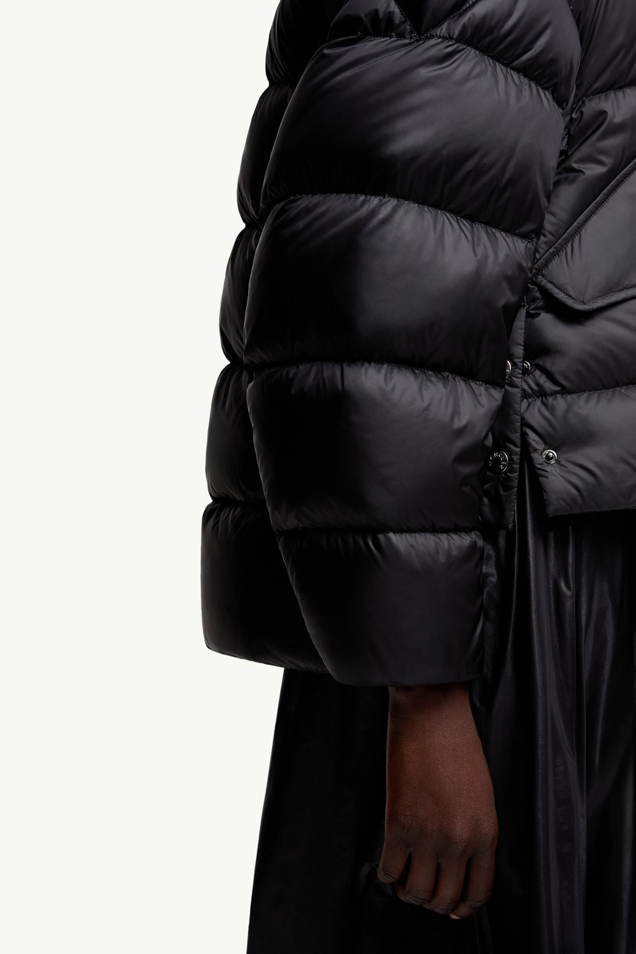 ブラック Moncler x EE72 by Edward Enninful Blas ショートダウン 