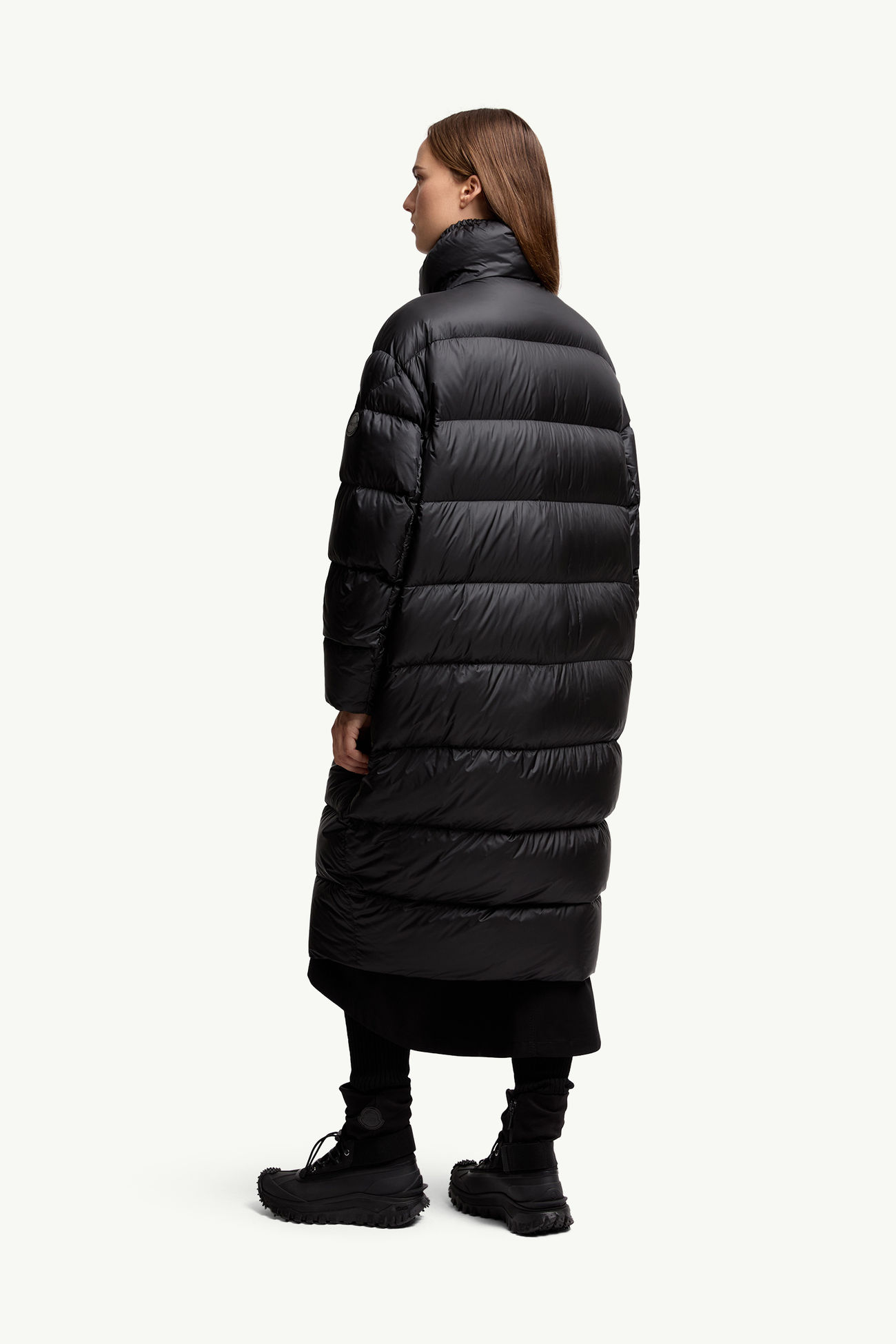 Moncler x EE72 by Edward Enninful Thiol ロングダウンジャケット レディース ブラック Moncler 4