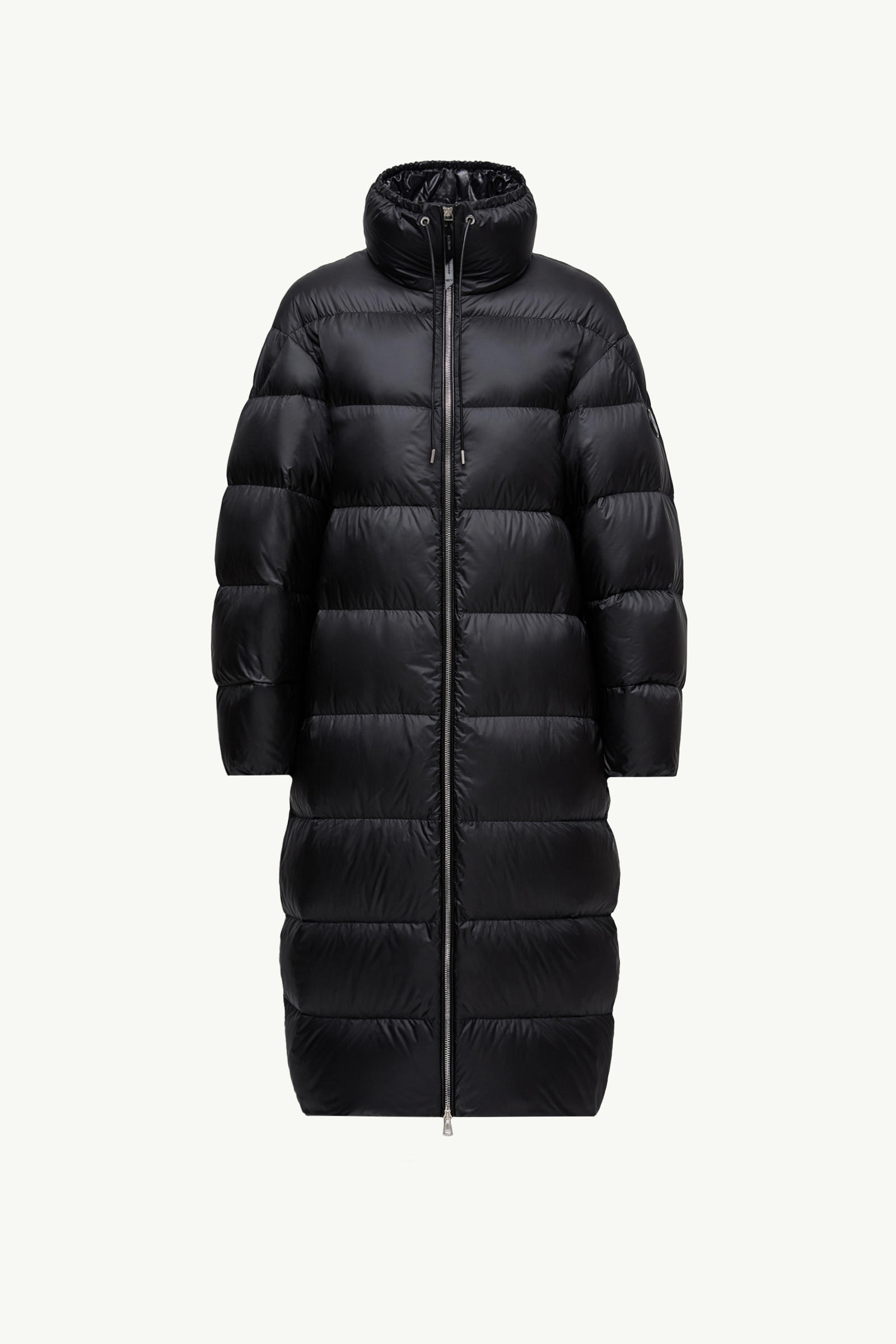 https://moncler-cdn.thron.com/api/v1/content-delivery/shares/dpx6uv/contents/K24031C00001M6526999_F/image/K24031C00001M6526999_F