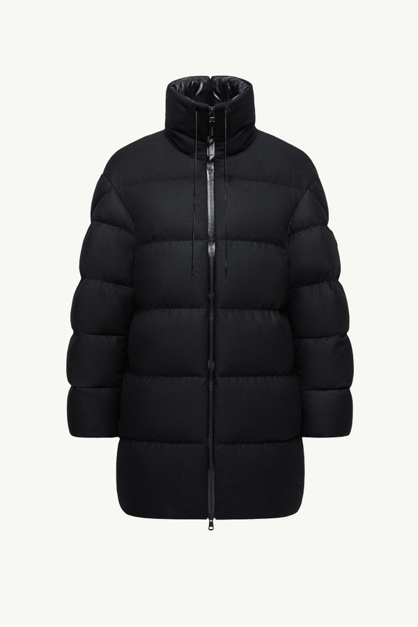 https://moncler-cdn.thron.com/api/v1/content-delivery/shares/dpx6uv/contents/K24031C00003M6516999_F/image/K24031C00003M6516999_F