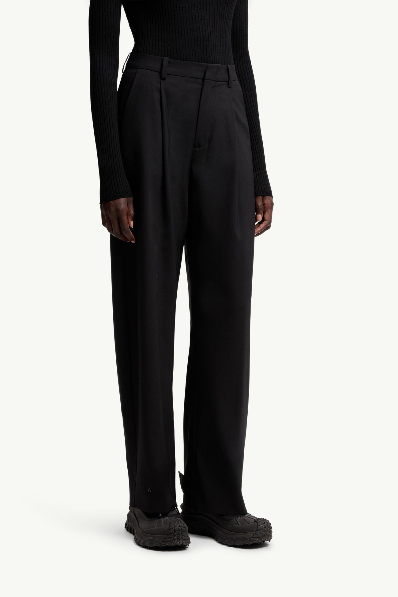 Pantaloni Moncler x EE72 di Edward Enninful in lana Donna Nero Moncler 3
