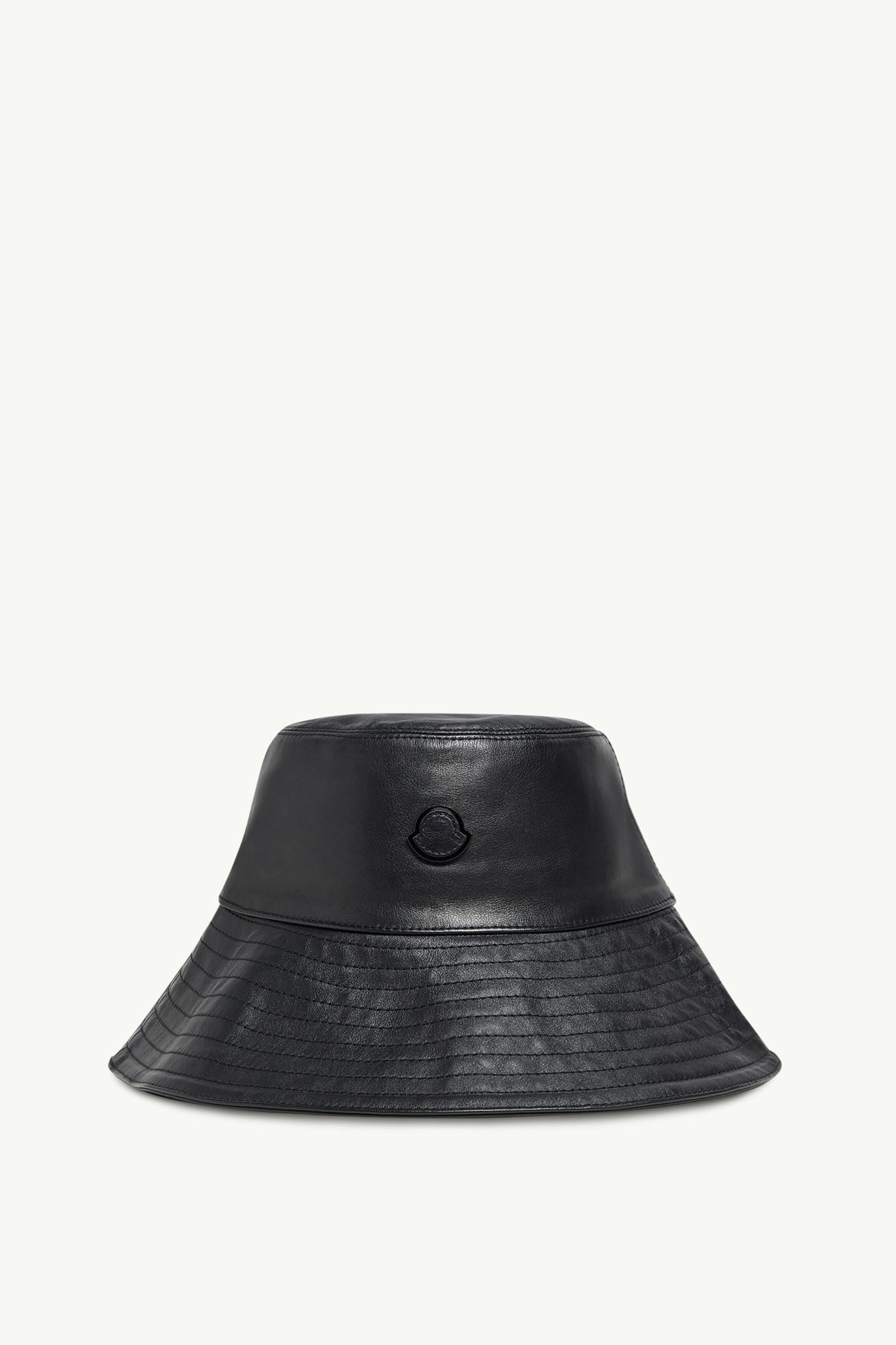 https://moncler-cdn.thron.com/api/v1/content-delivery/shares/dpx6uv/contents/K24033B00004M6584999_F/image/K24033B00004M6584999_F