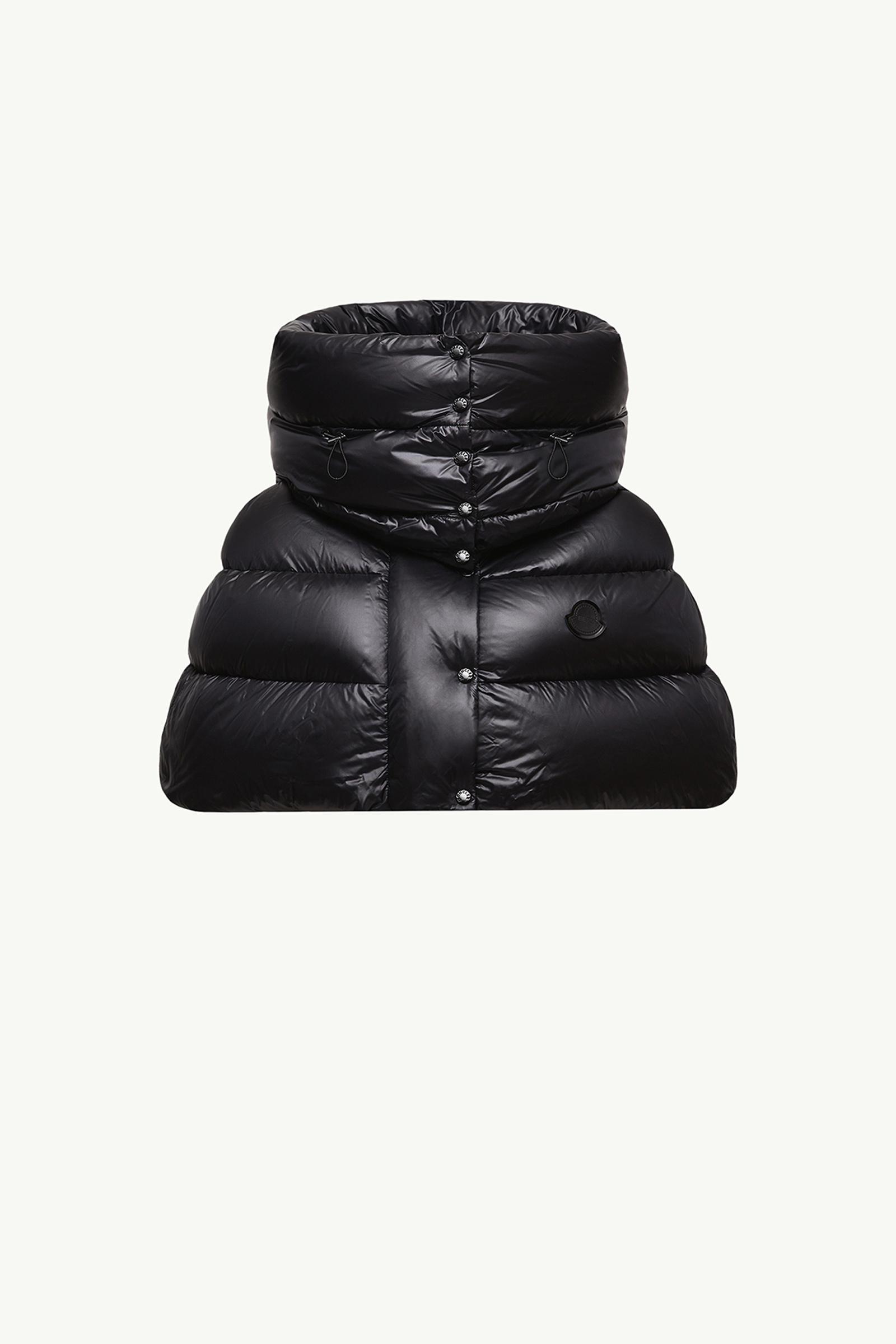 ブラック Moncler x EE72 by Edward Enninful ケープ : Moncler x