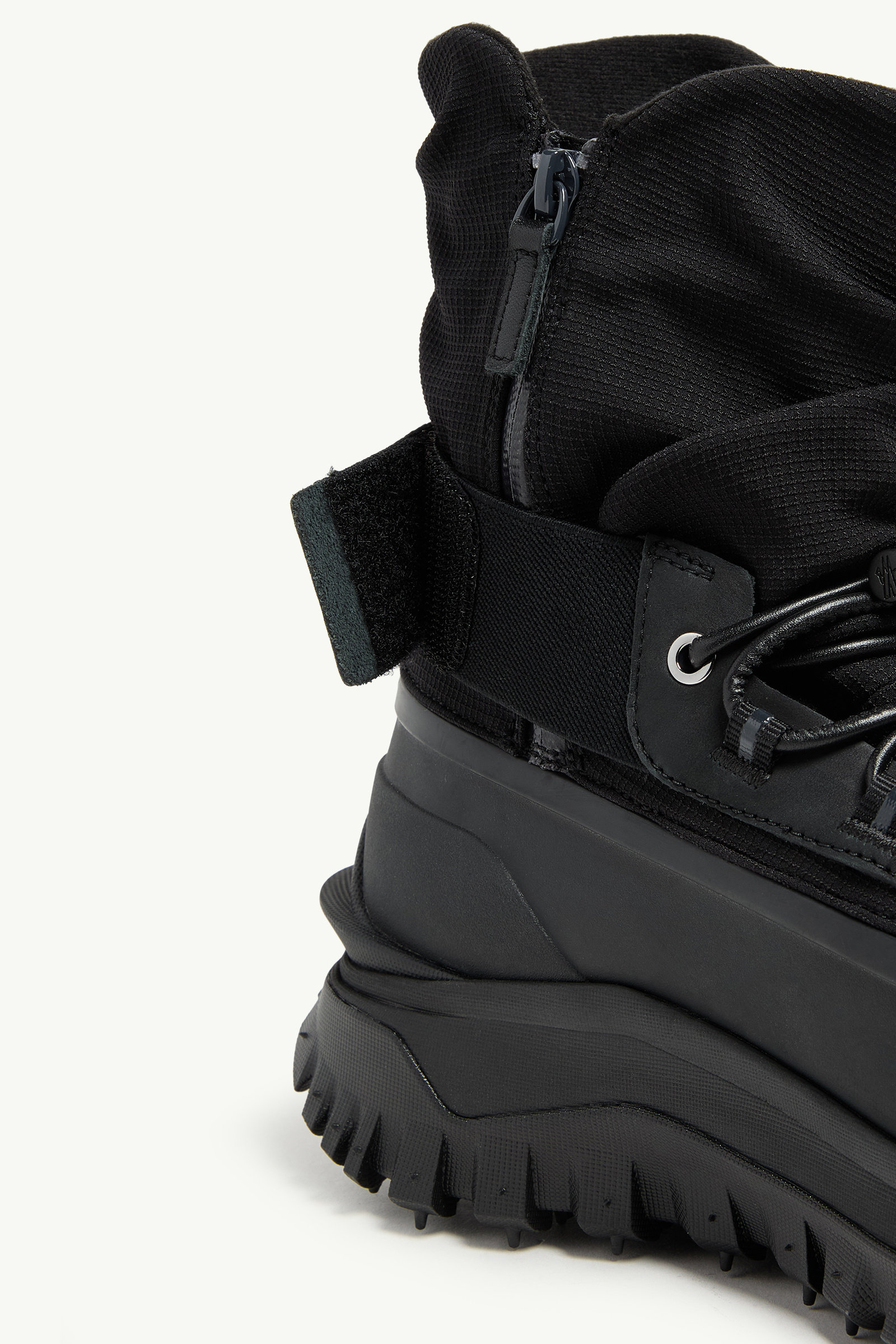 Moncler x EE72 by Edward Enninful Trailgrip Storm Boots Women Black Moncler 6