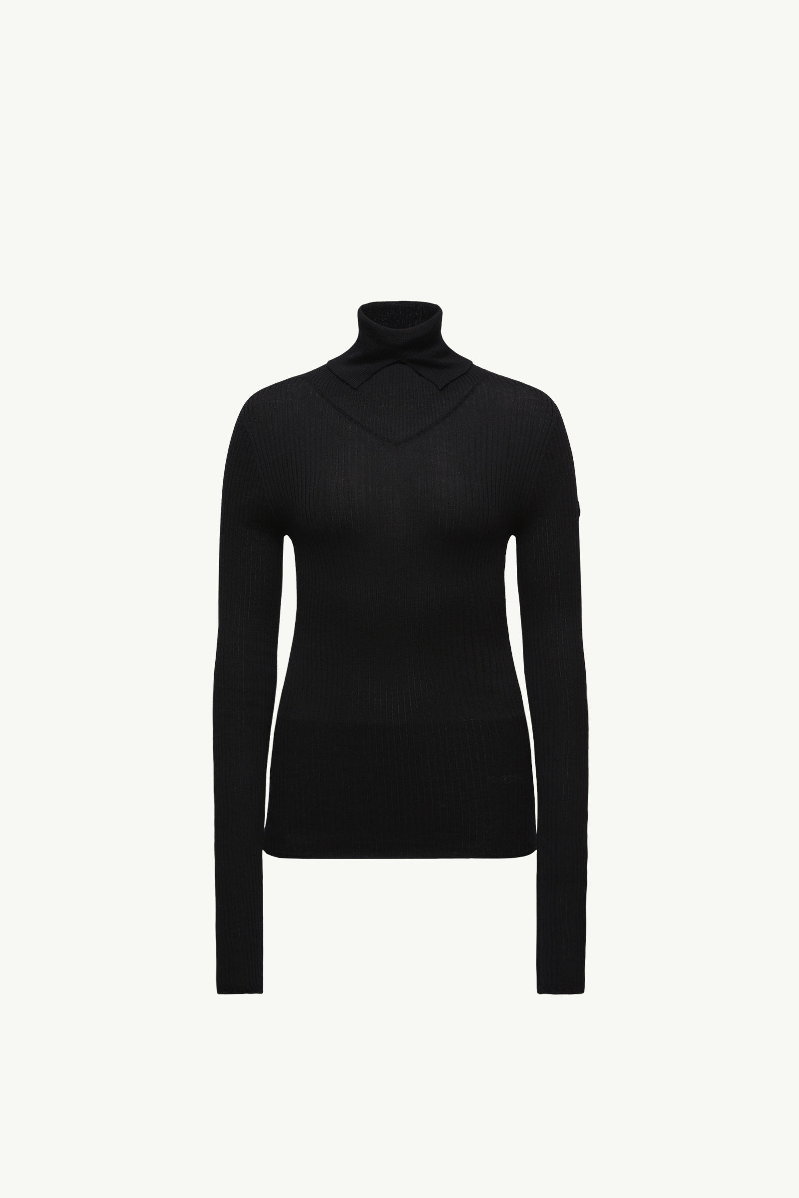 https://moncler-cdn.thron.com/api/v1/content-delivery/shares/dpx6uv/contents/K24039F00001M1131999_F/image/K24039F00001M1131999_F