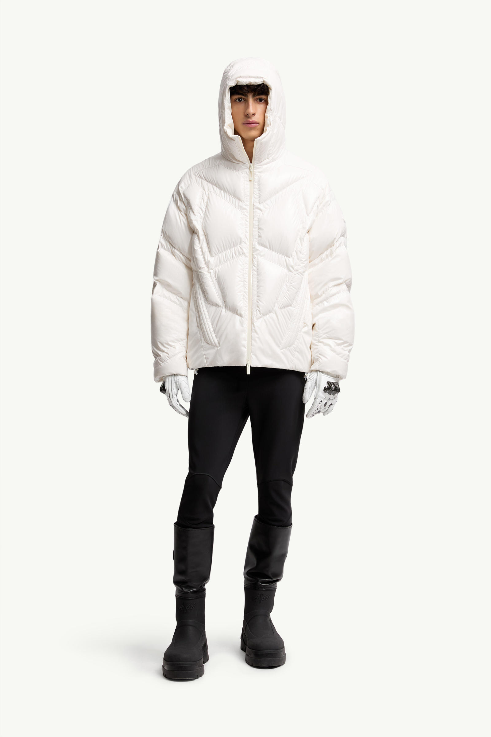 Moncler x A$AP Rocky Bahianinha男女款连帽短款羽绒夹克外套 中性 白色 Moncler 1