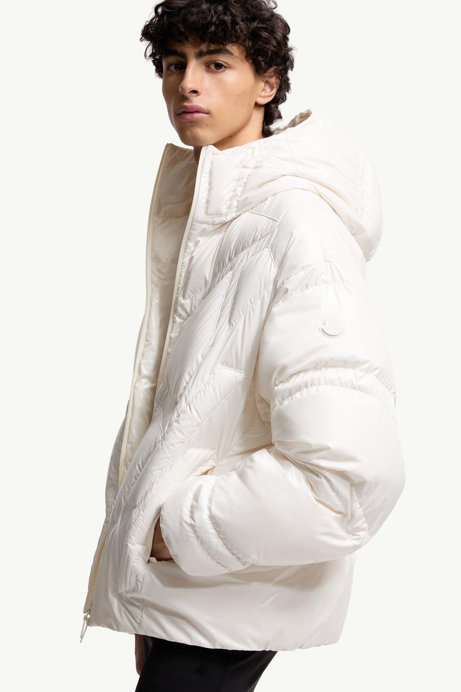 Moncler x A$AP Rocky Bahianinha男女款连帽短款羽绒夹克外套 中性 白色 Moncler 5