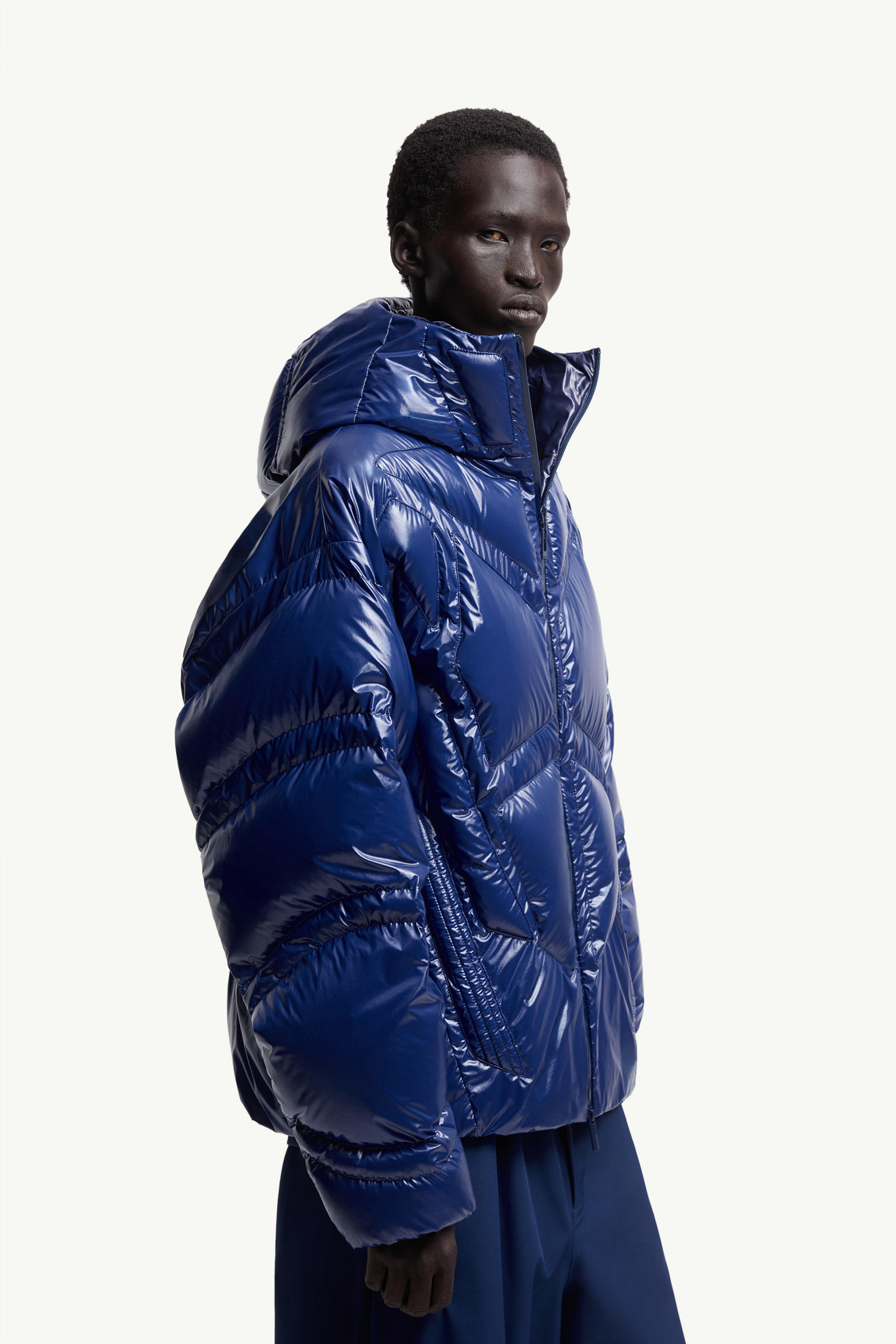 Moncler x A$AP Rocky Bahianinha男女款连帽短款羽绒夹克外套 中性 亮蓝色 Moncler 5