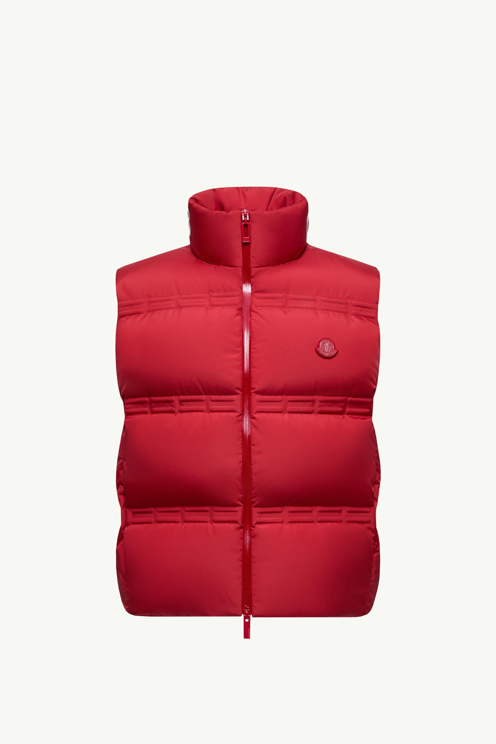 https://moncler-cdn.thron.com/api/v1/content-delivery/shares/dpx6uv/contents/K24041A00016M6979463_F/image/K24041A00016M6979463_F